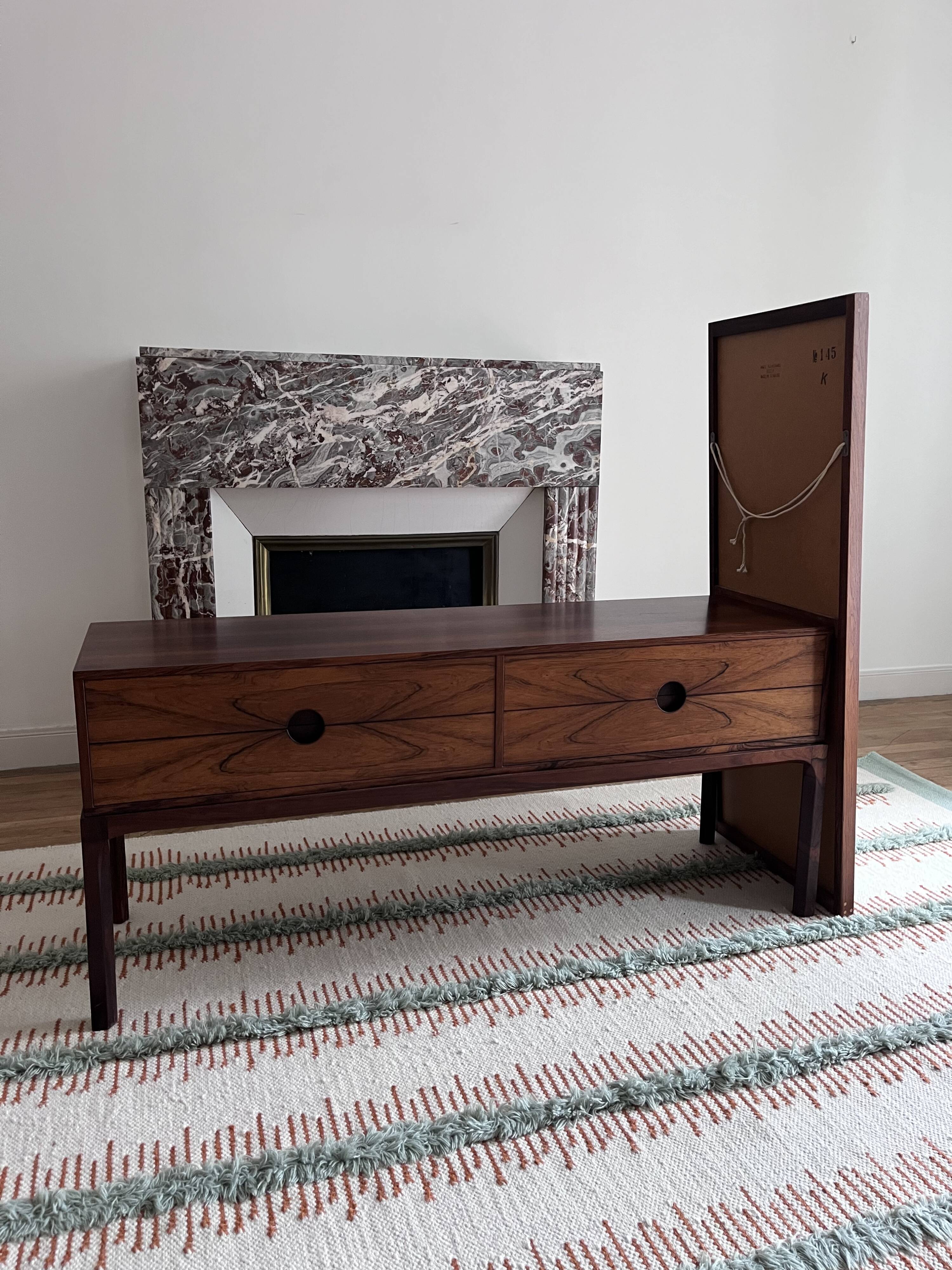 Low enfilade in rosewood by Kai Kristiansen for Aksel Kjersgaard