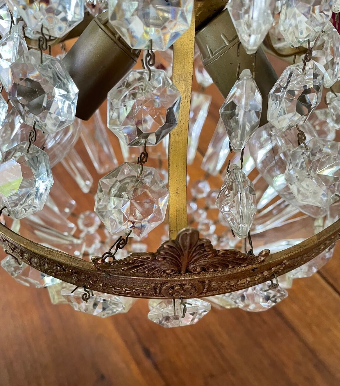 Chandelier pampilles D24