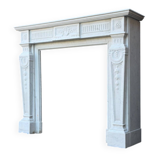 Louis XV style fireplace in white Carrara marble circa 1880