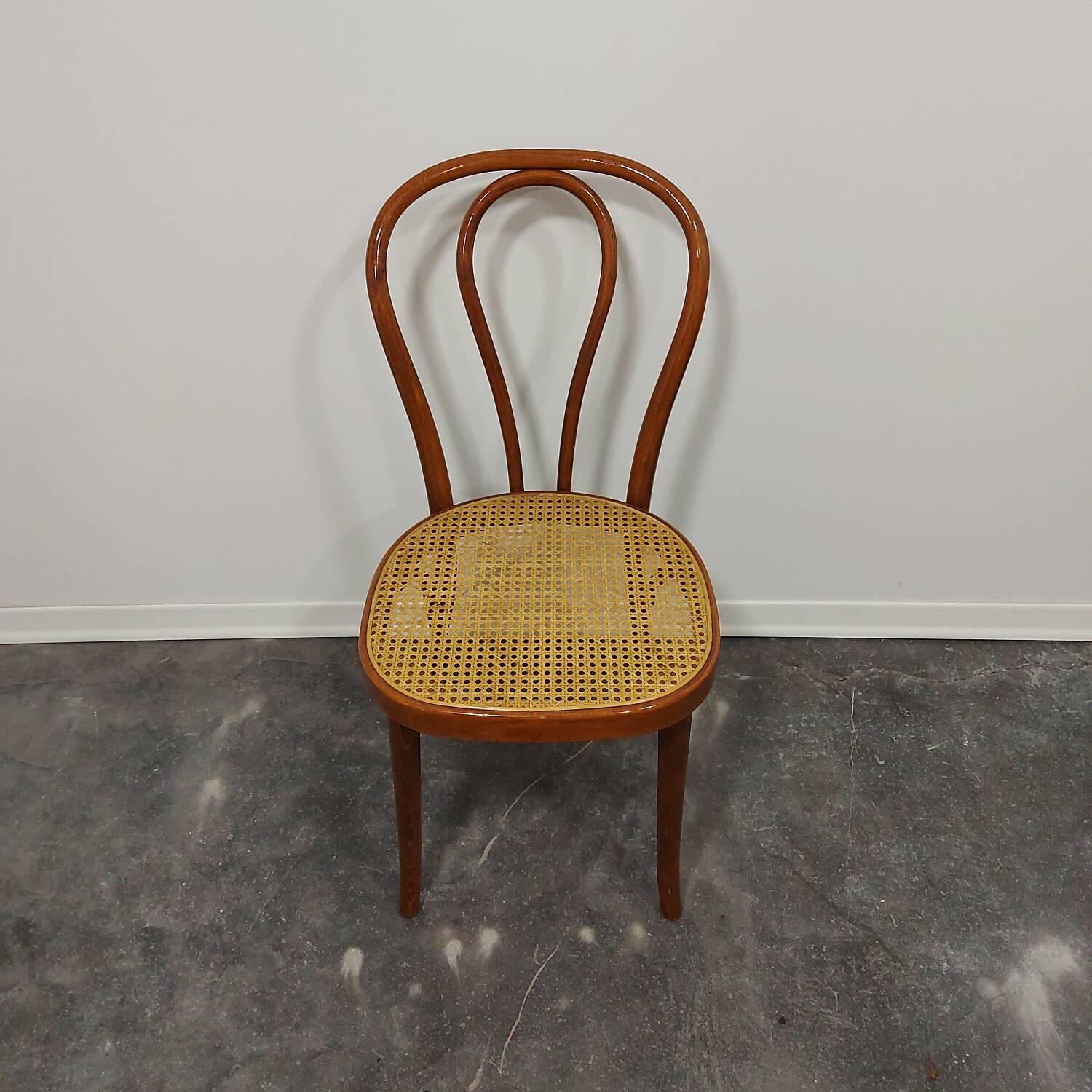 Chaise N.18 en bois courbé années 1980