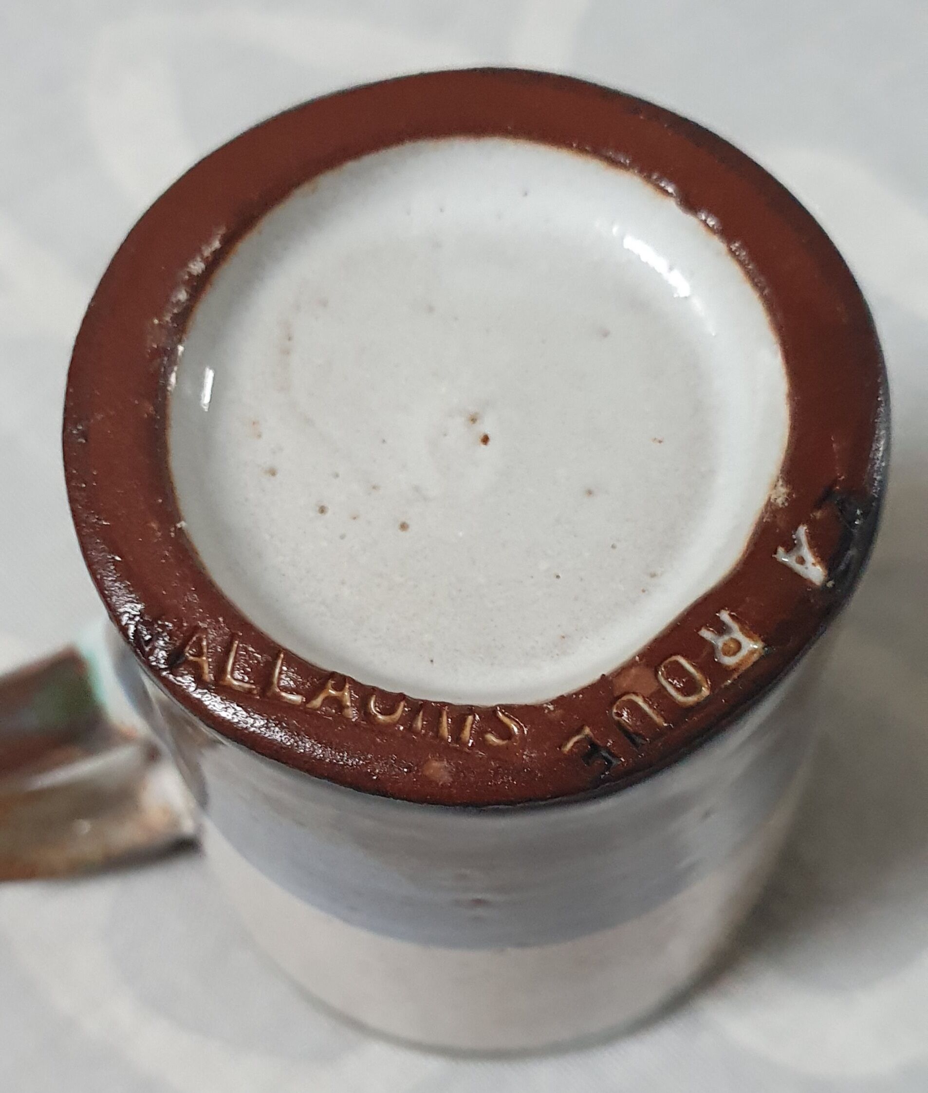 Soucoupes et tasses à Café