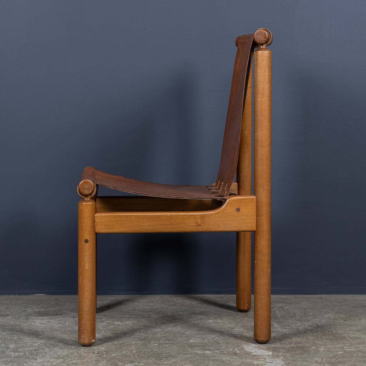 A SUPERB 20thC SET OF EIGHT ILMARI TAPIOVAARA LEATHER DINING CHAIRS c.1950