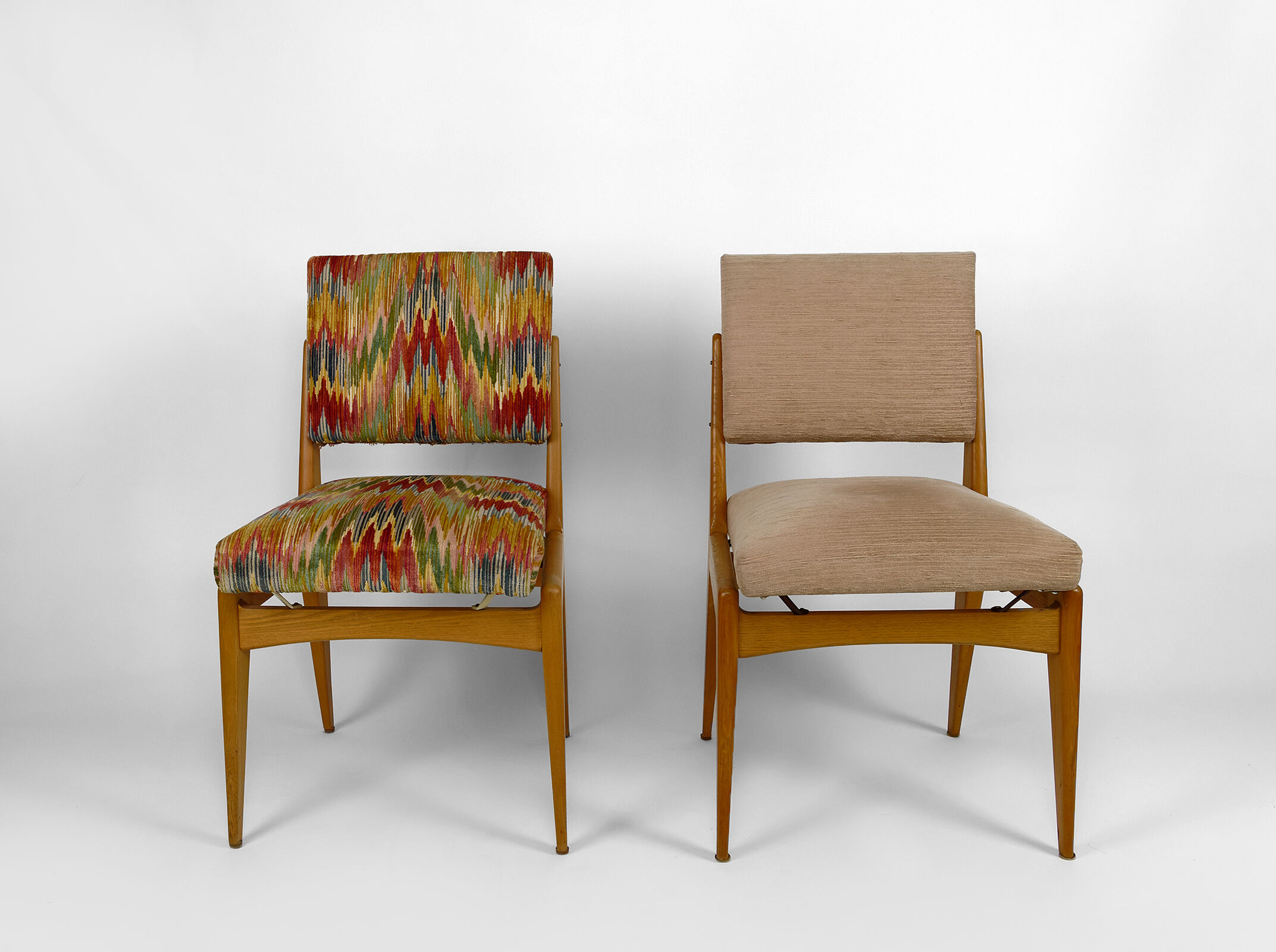 Pair of chairs Mid-Century Modern, France, circa 1950