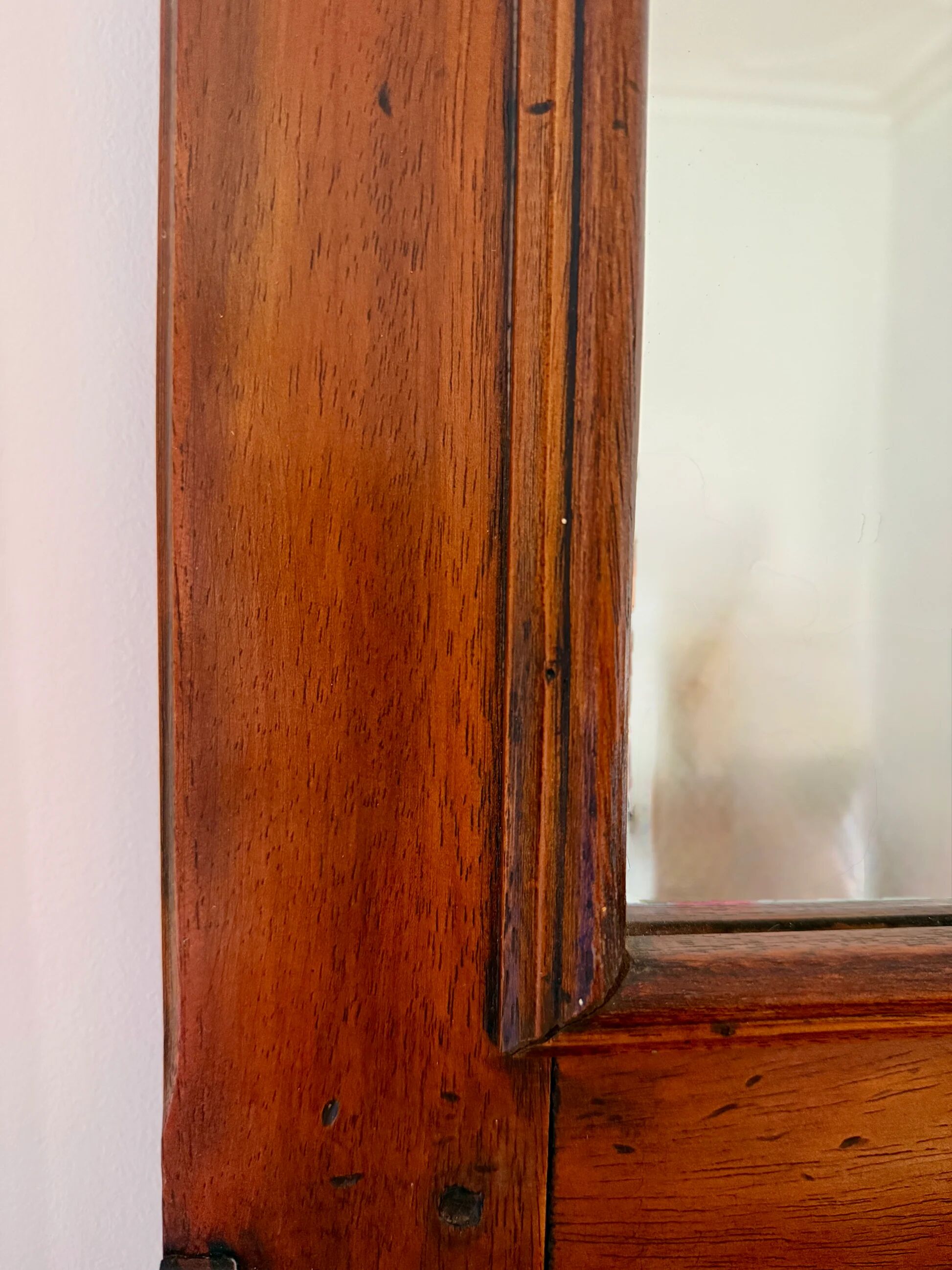 Antique wooden dressing table mirror – classic charm