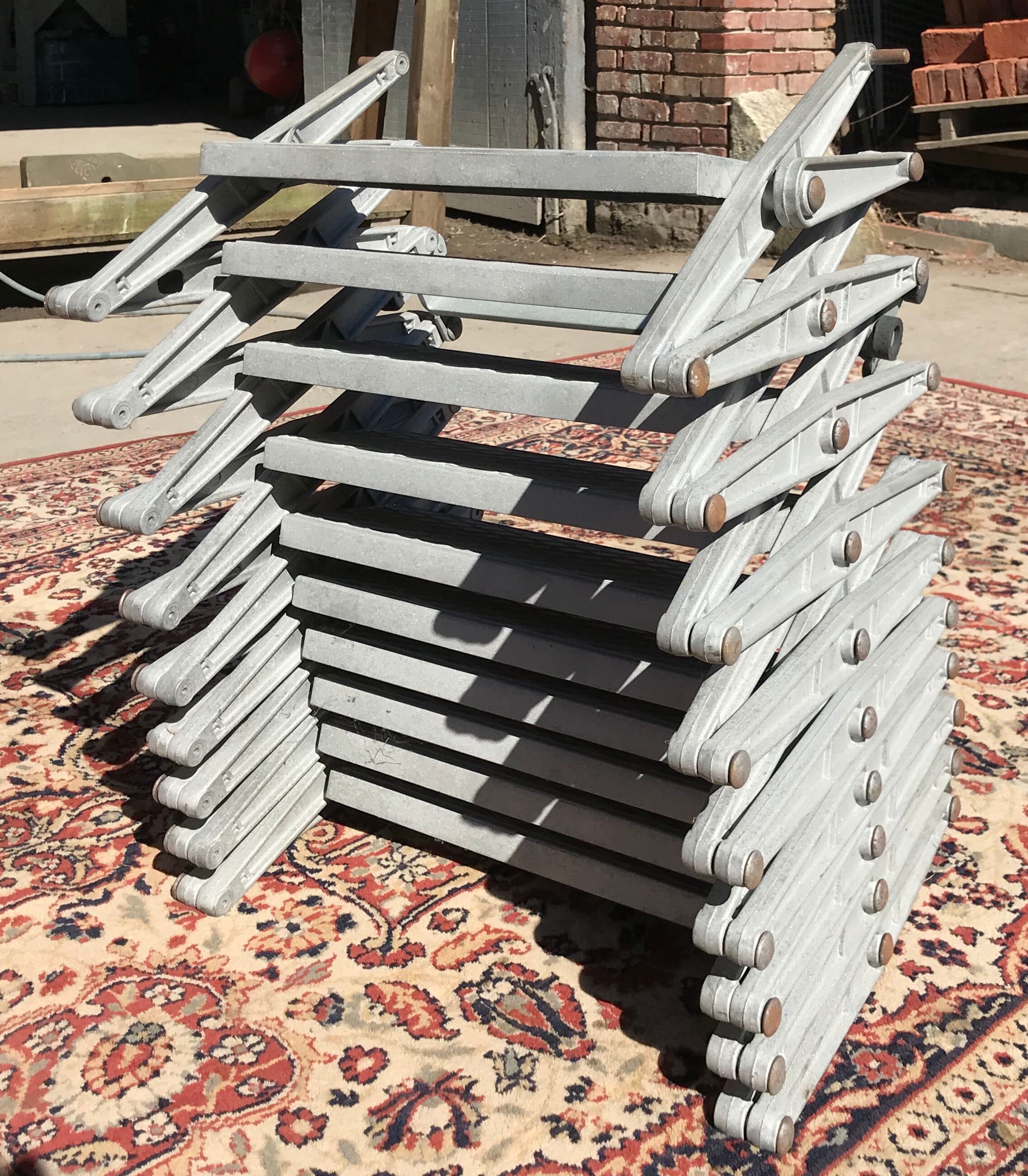 Henke accordion staircase