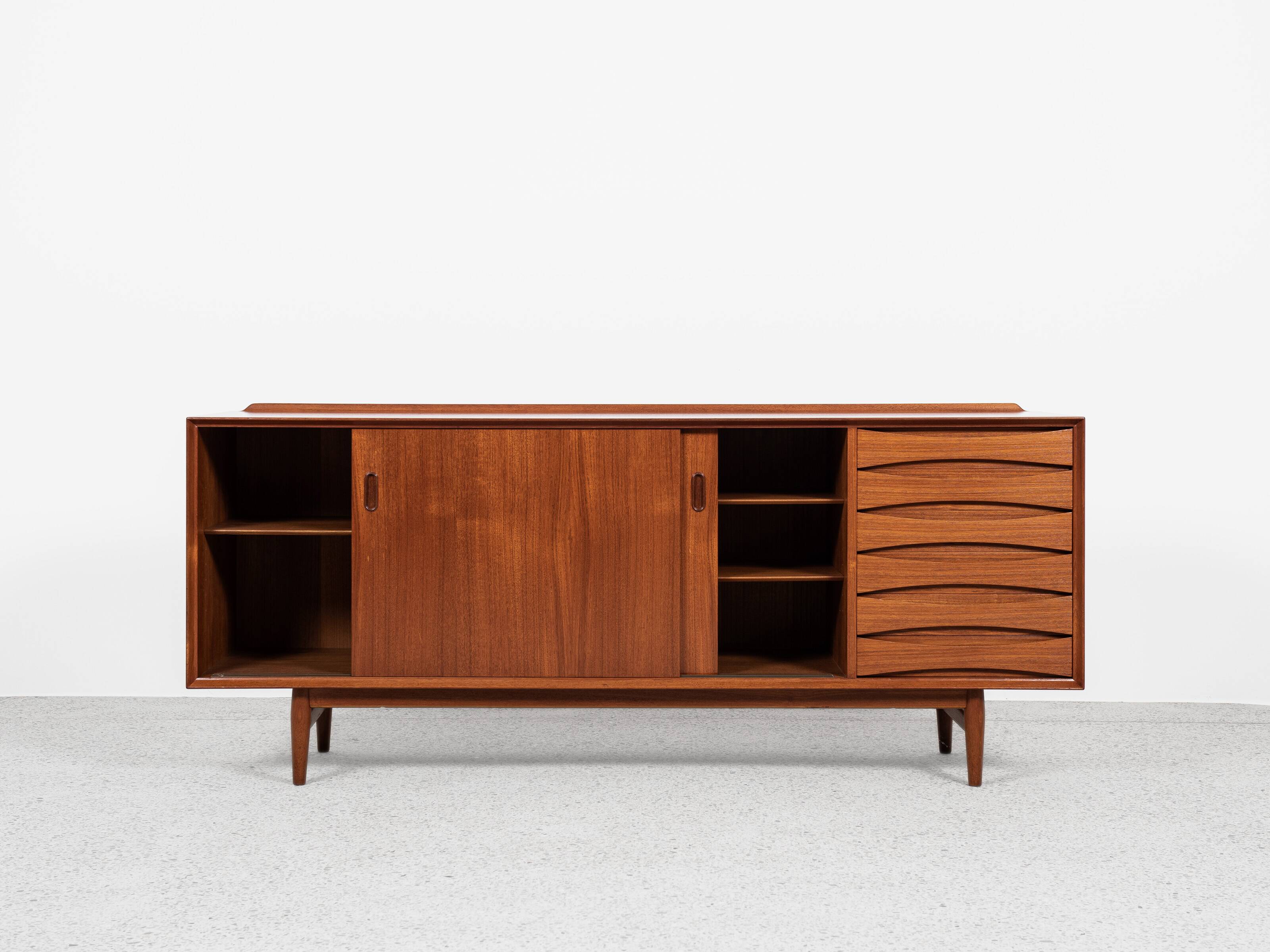 Midcentury Danish sideboard OS29 in teak by Arne Vodder for Sibast 1960s
