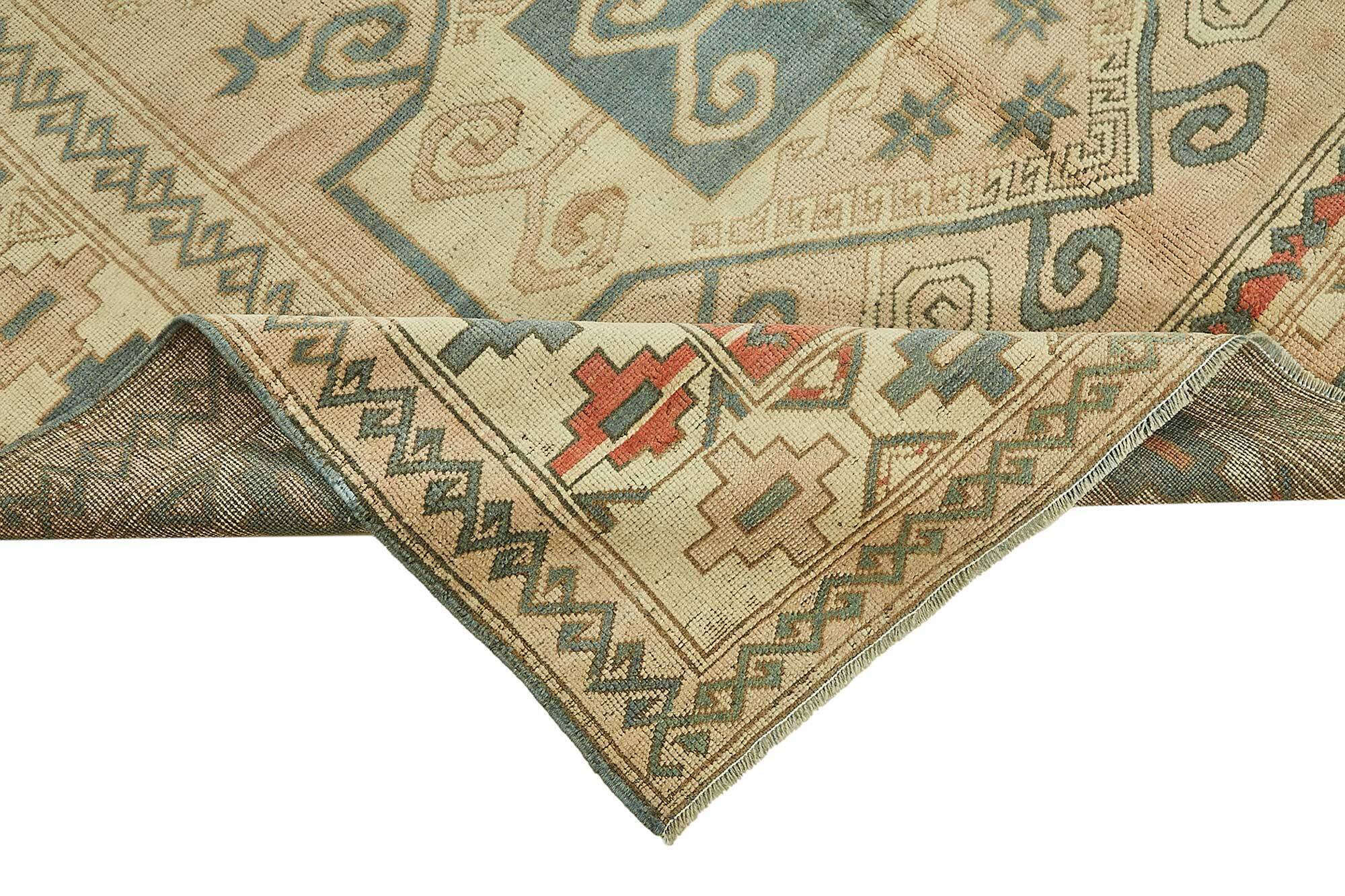 Turkish Vintage Anatolian Rug 172 cm x 254 cm