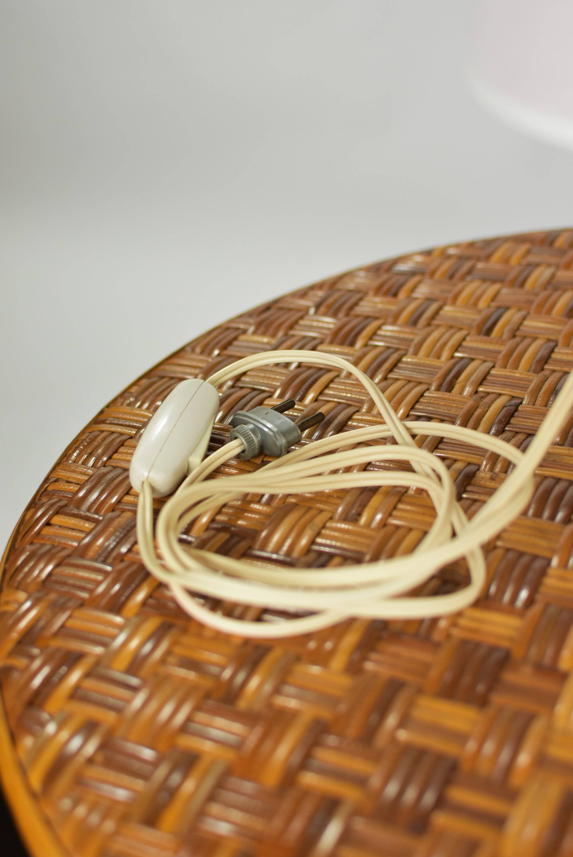 Gray pyrite stoneware lamp