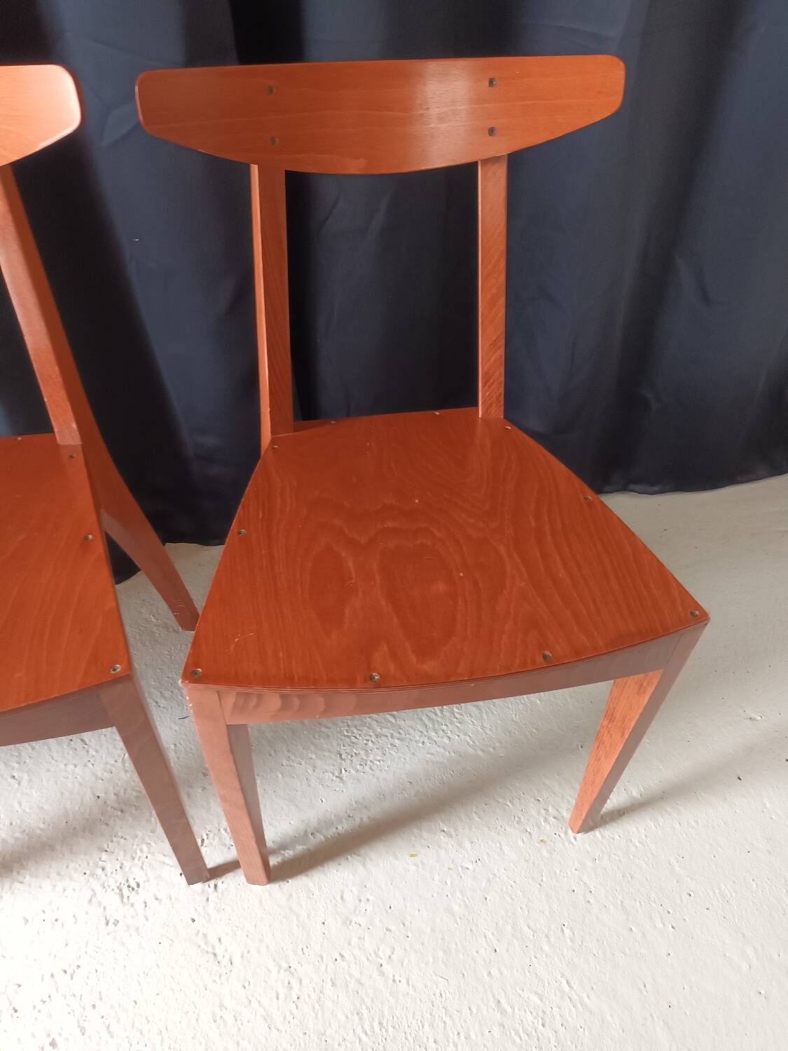 Chaises de Thibault Desombre