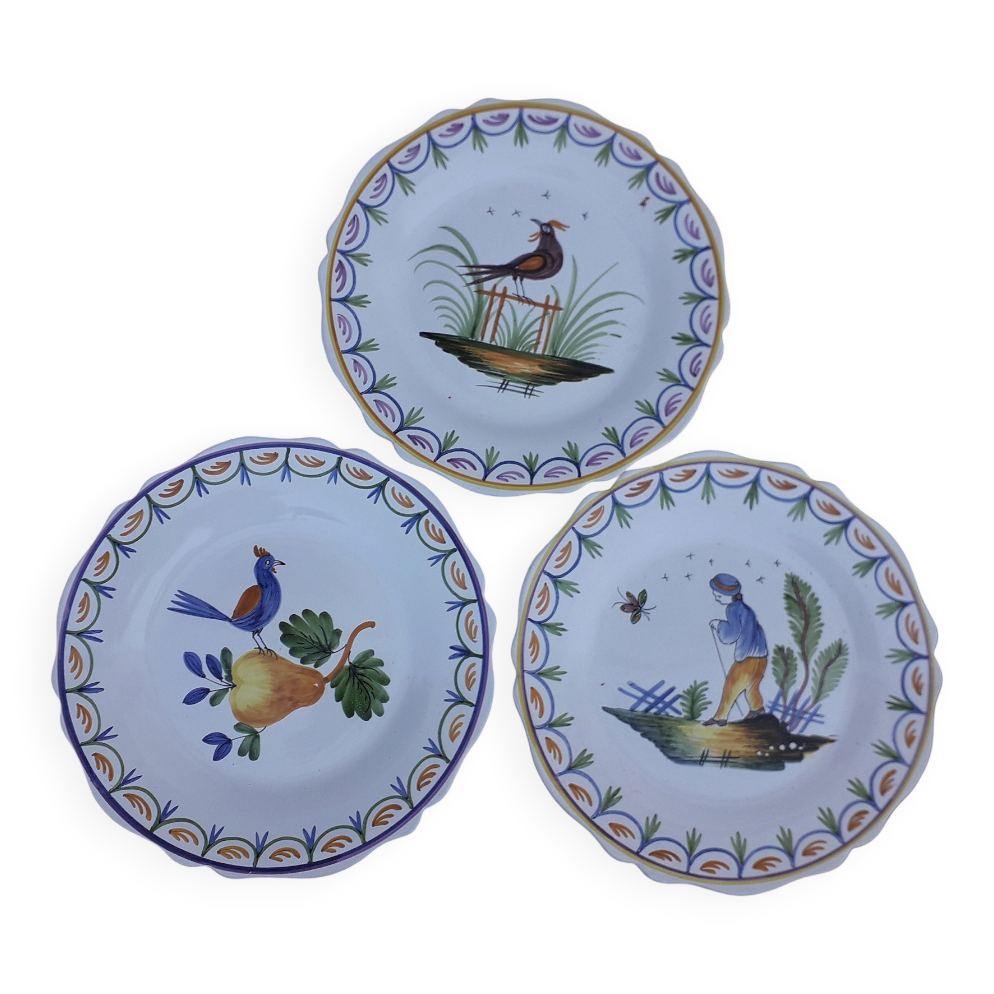 3 earthenware plates