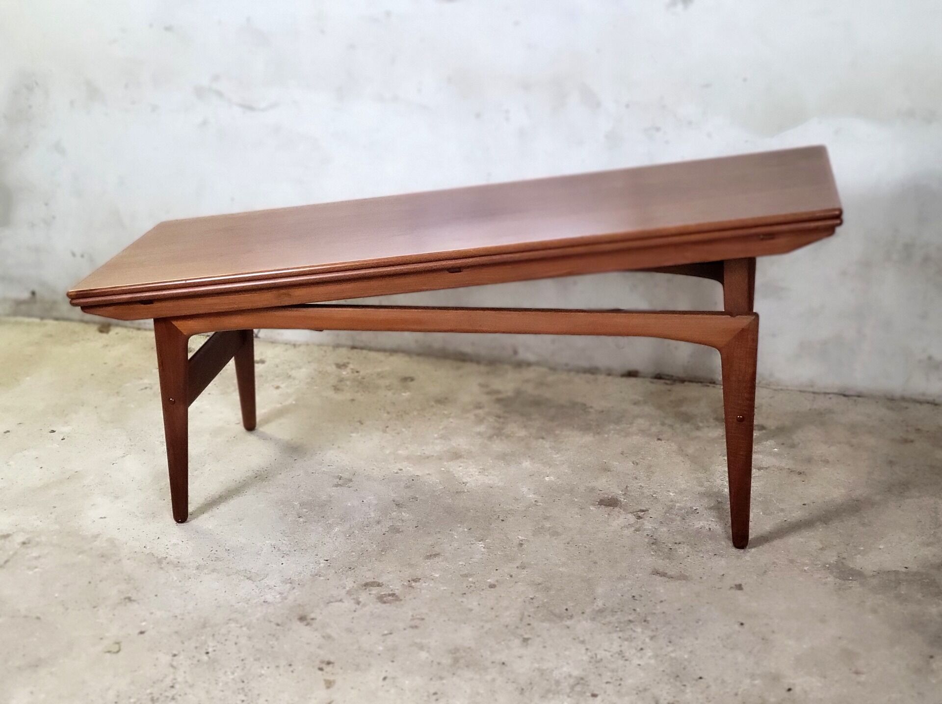 Danish height-adjustable coffee table by Trioh, 1960