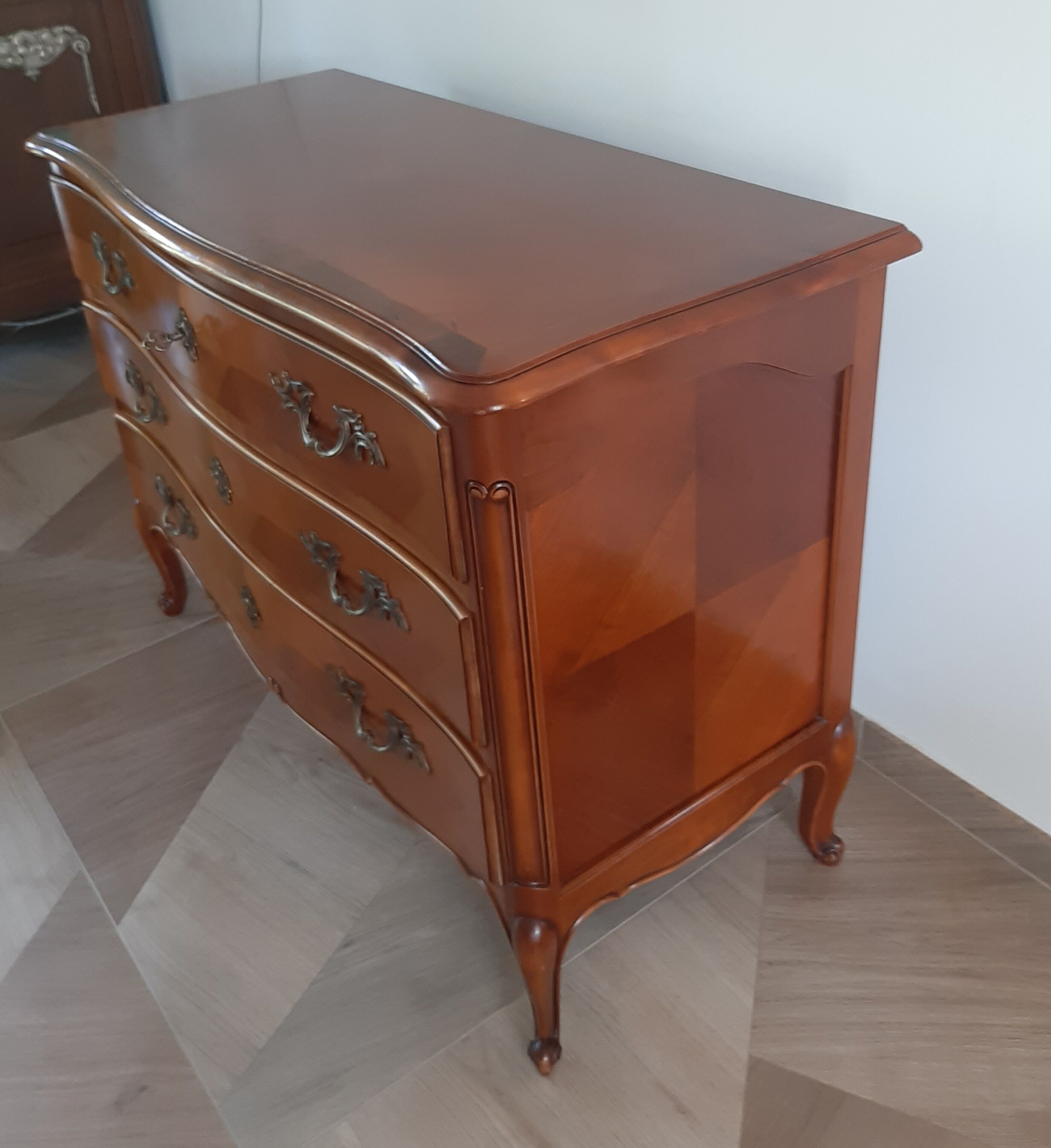 Commode 3 tiroirs style XVI avec 1 serrure