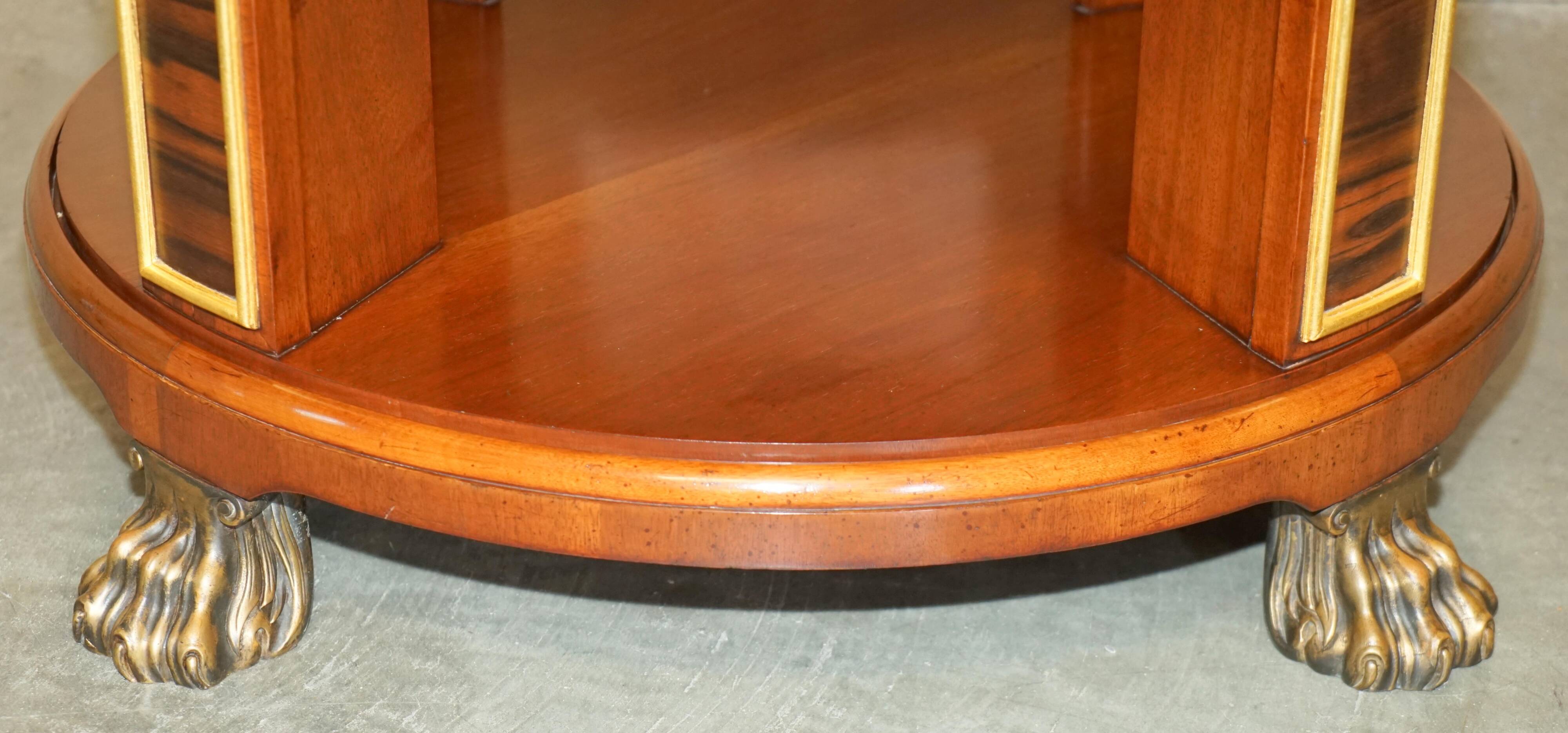 Table bibliothèque tournante Arthur Brett en satin, noyer et palissandre - style Regency