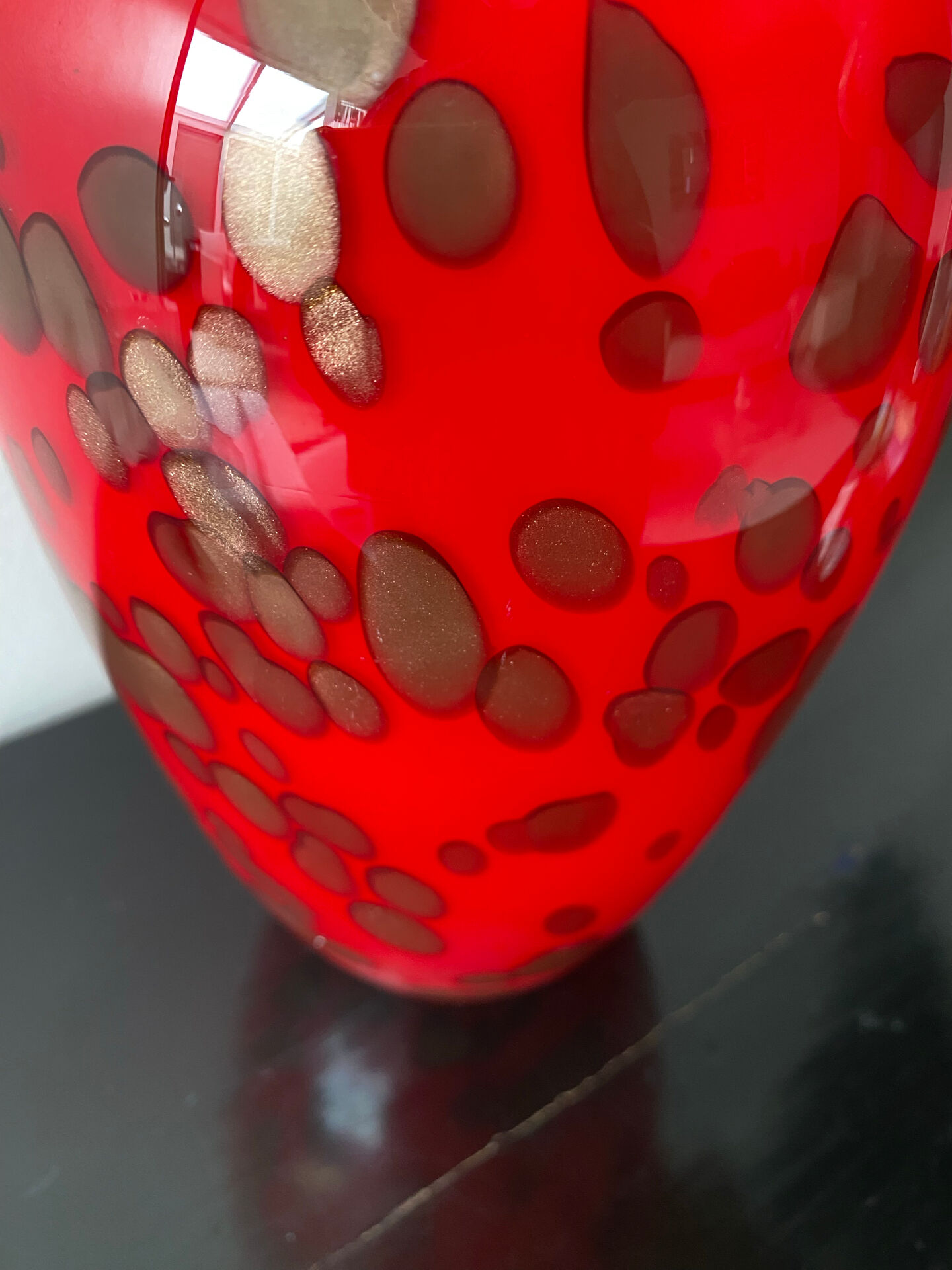 Vase Murano vintage rouge avec paillettes d or