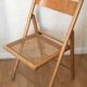 Chaise pliante cannée