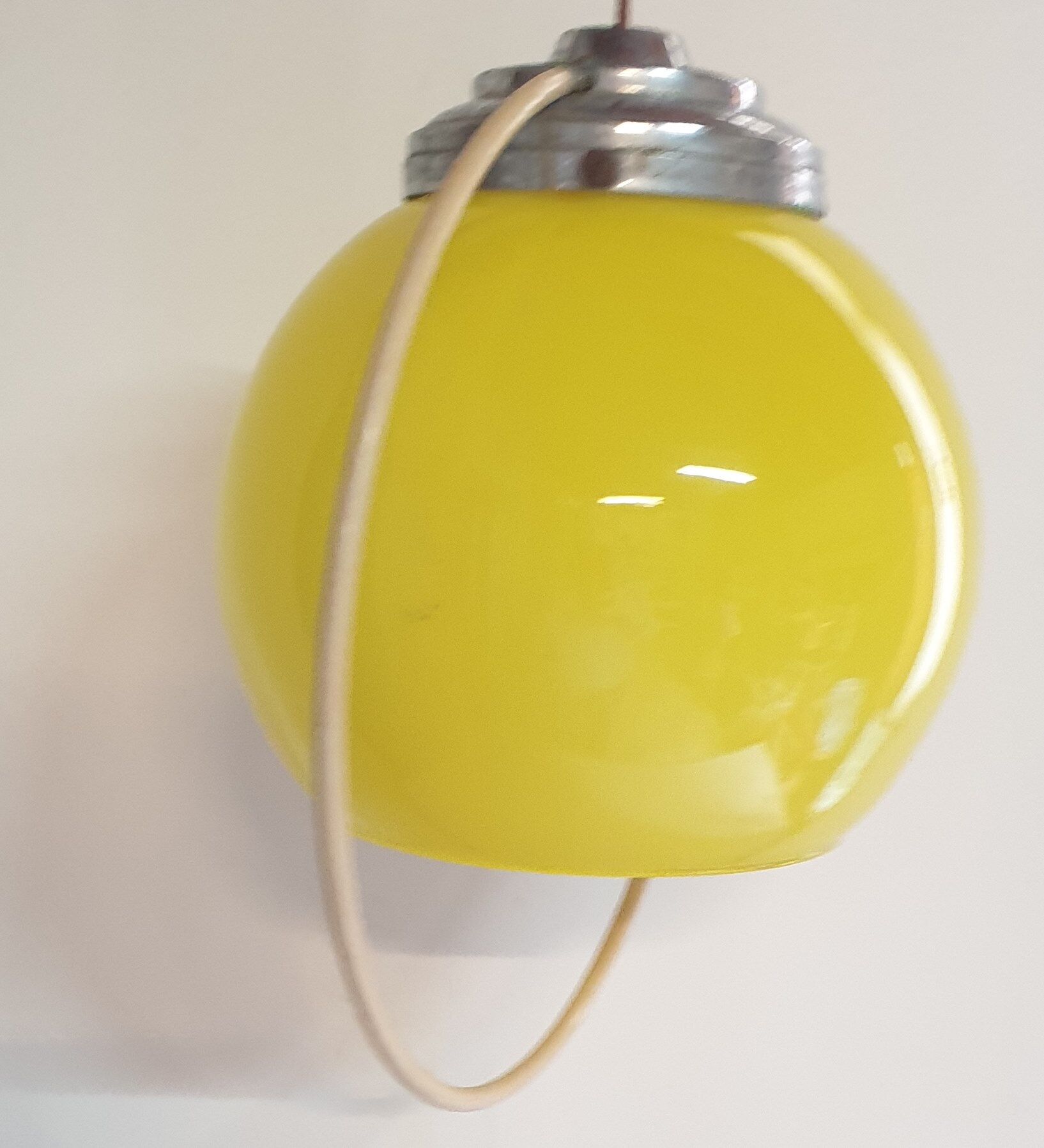 Suspension glass yellow ball vintage