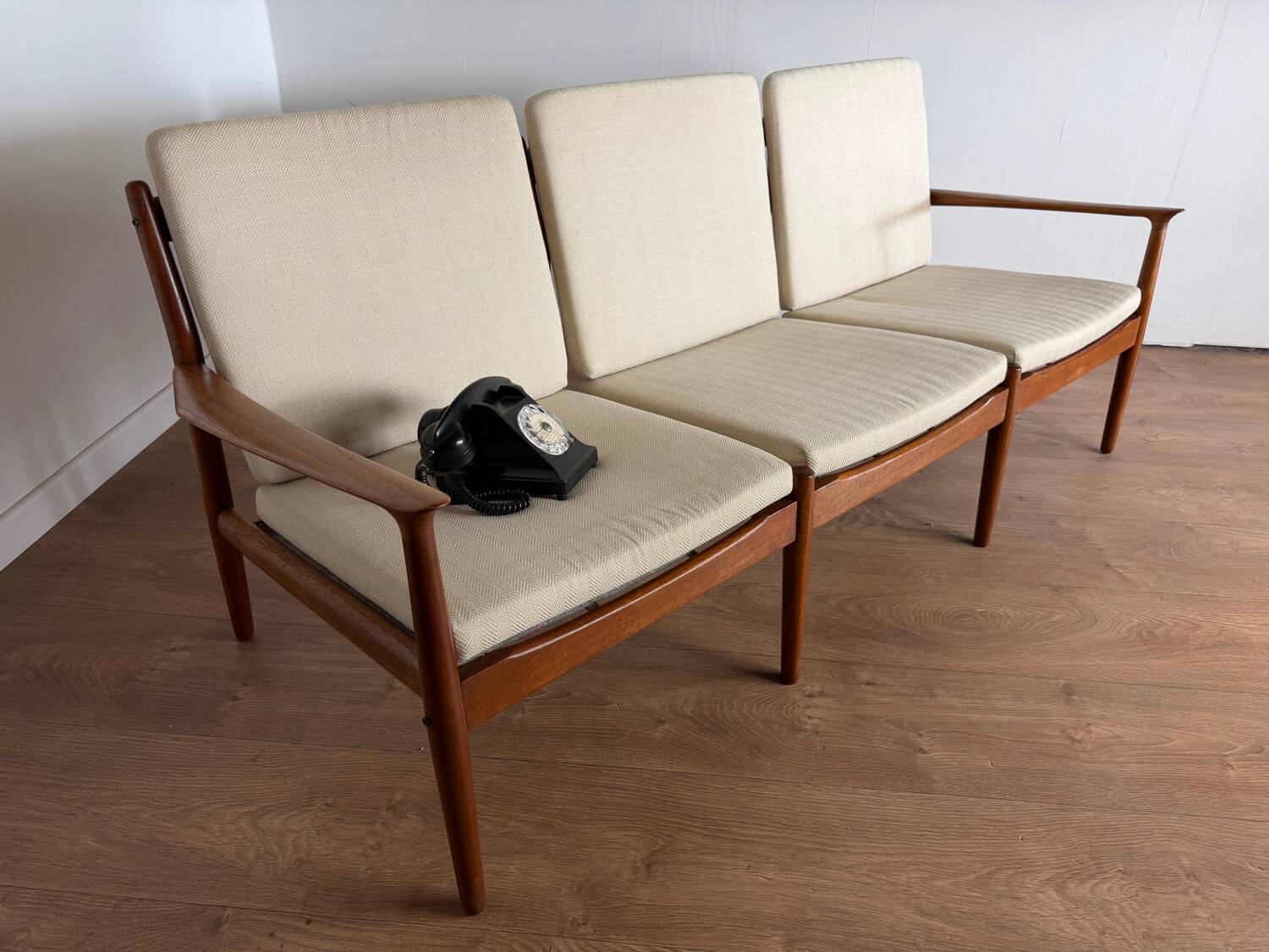 Scandinavian banquette in the style of Sven Ellekaer Eriksen from the 1960s.