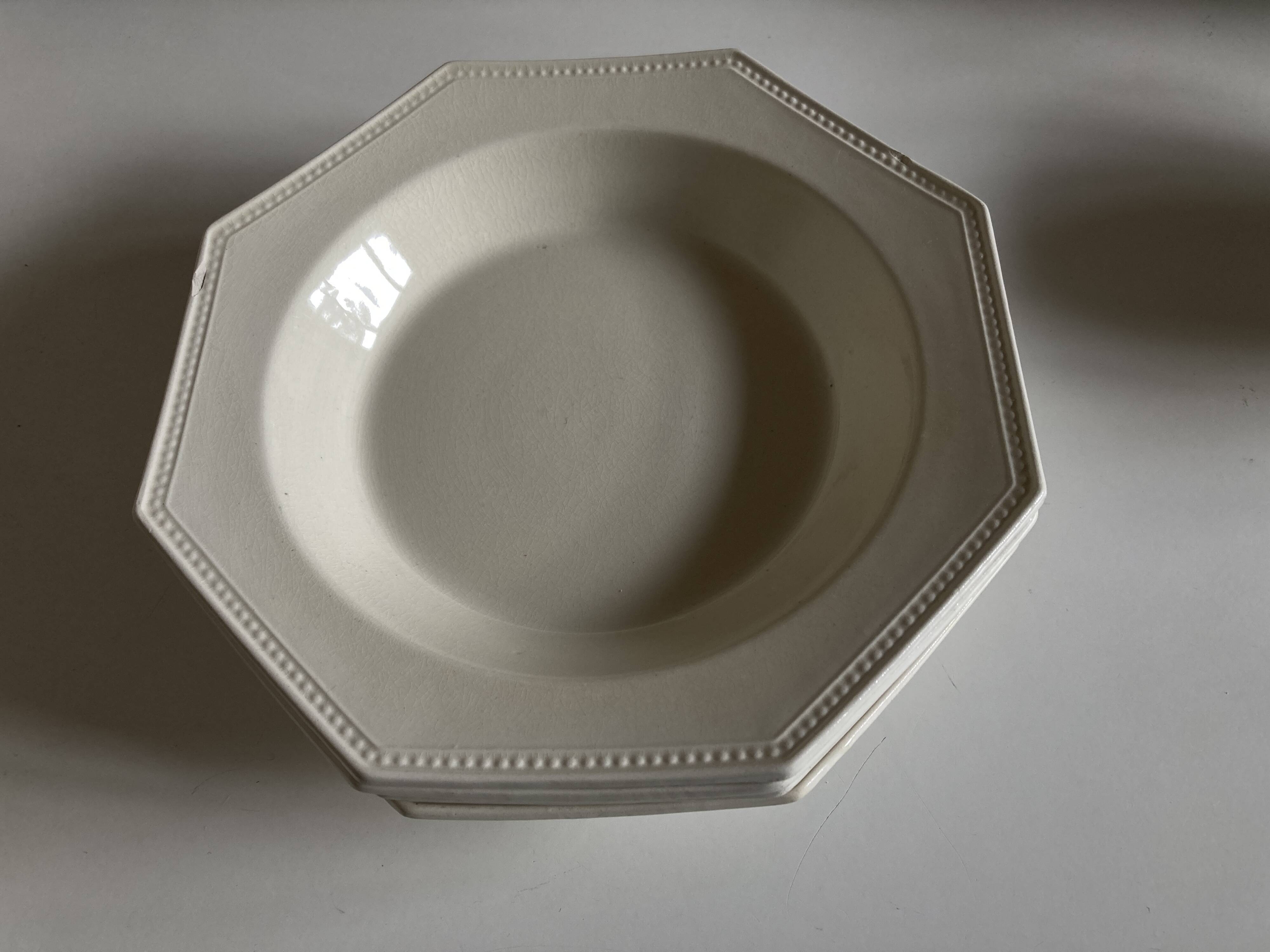 Set of 5 octagonal pearl plates from Creil Montereau.