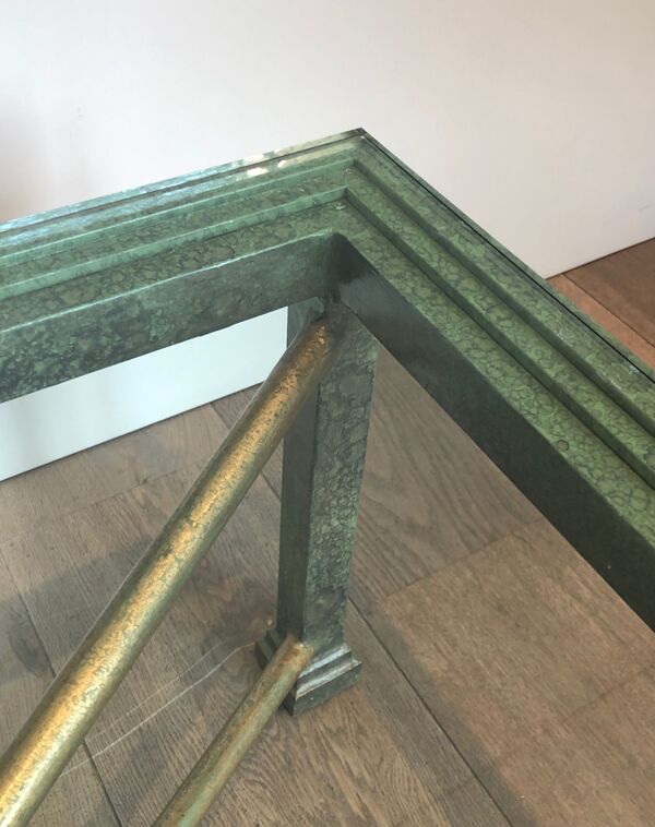 Importante table basse en acier et fer forgé patinée et dorée