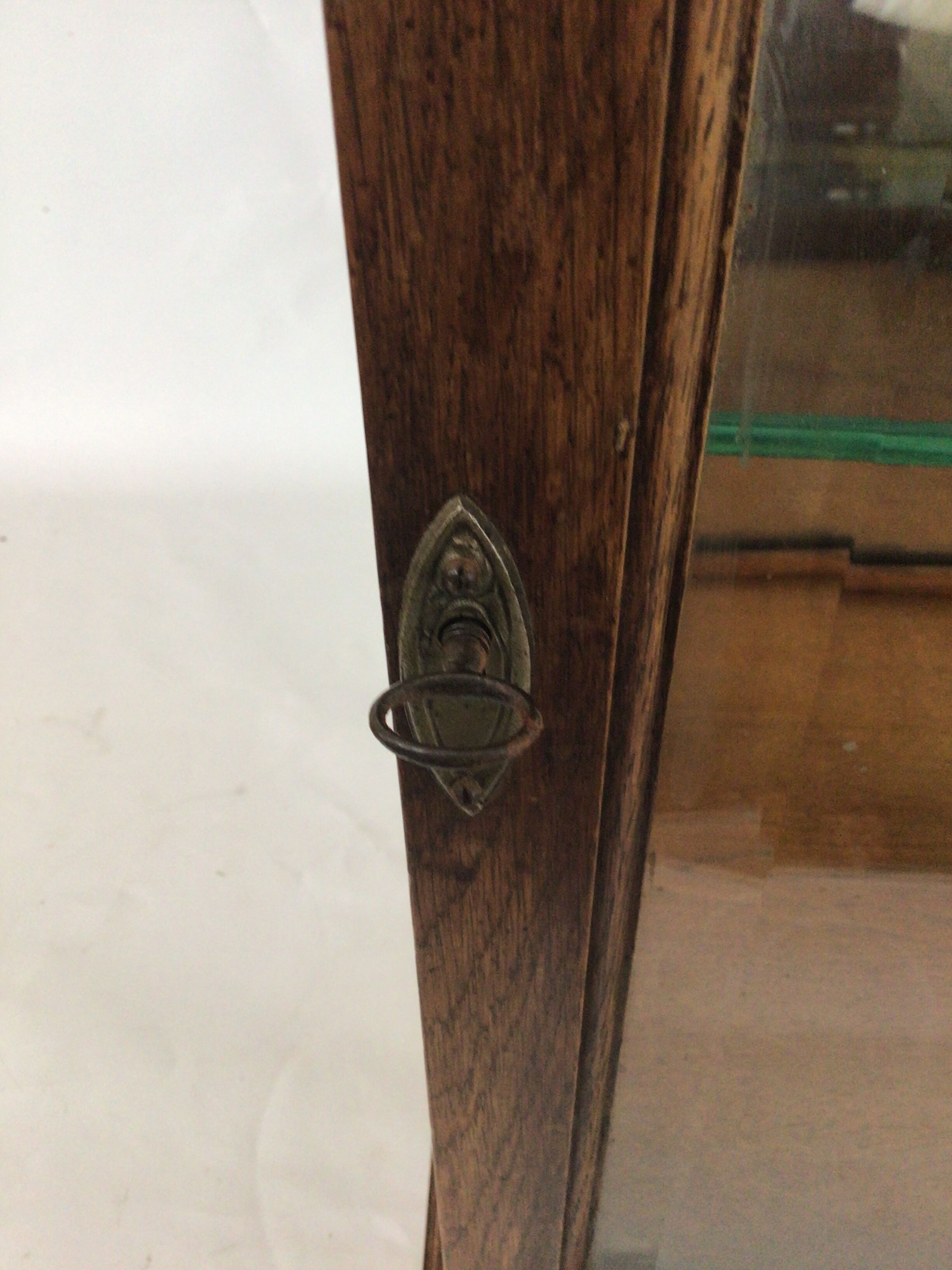 Vitrine à poser en chêne