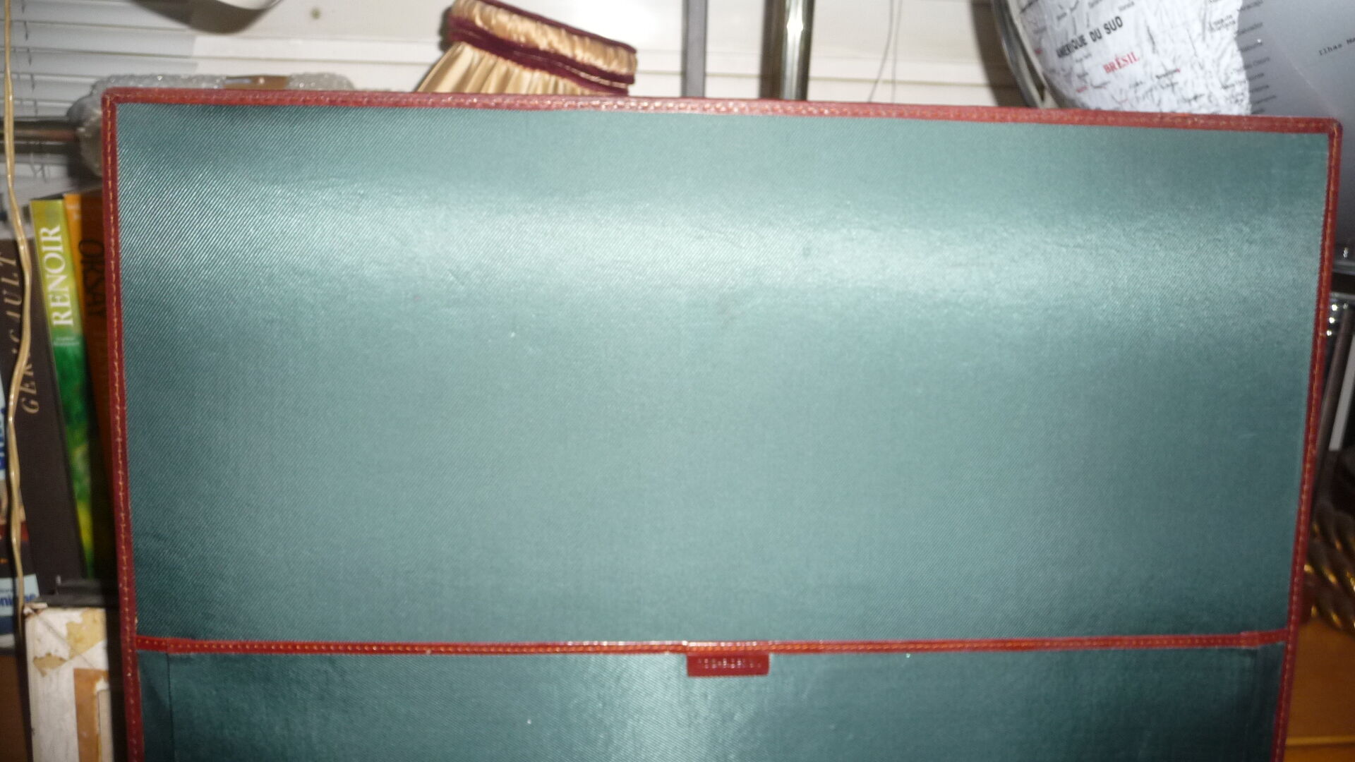 Handy vintage leather