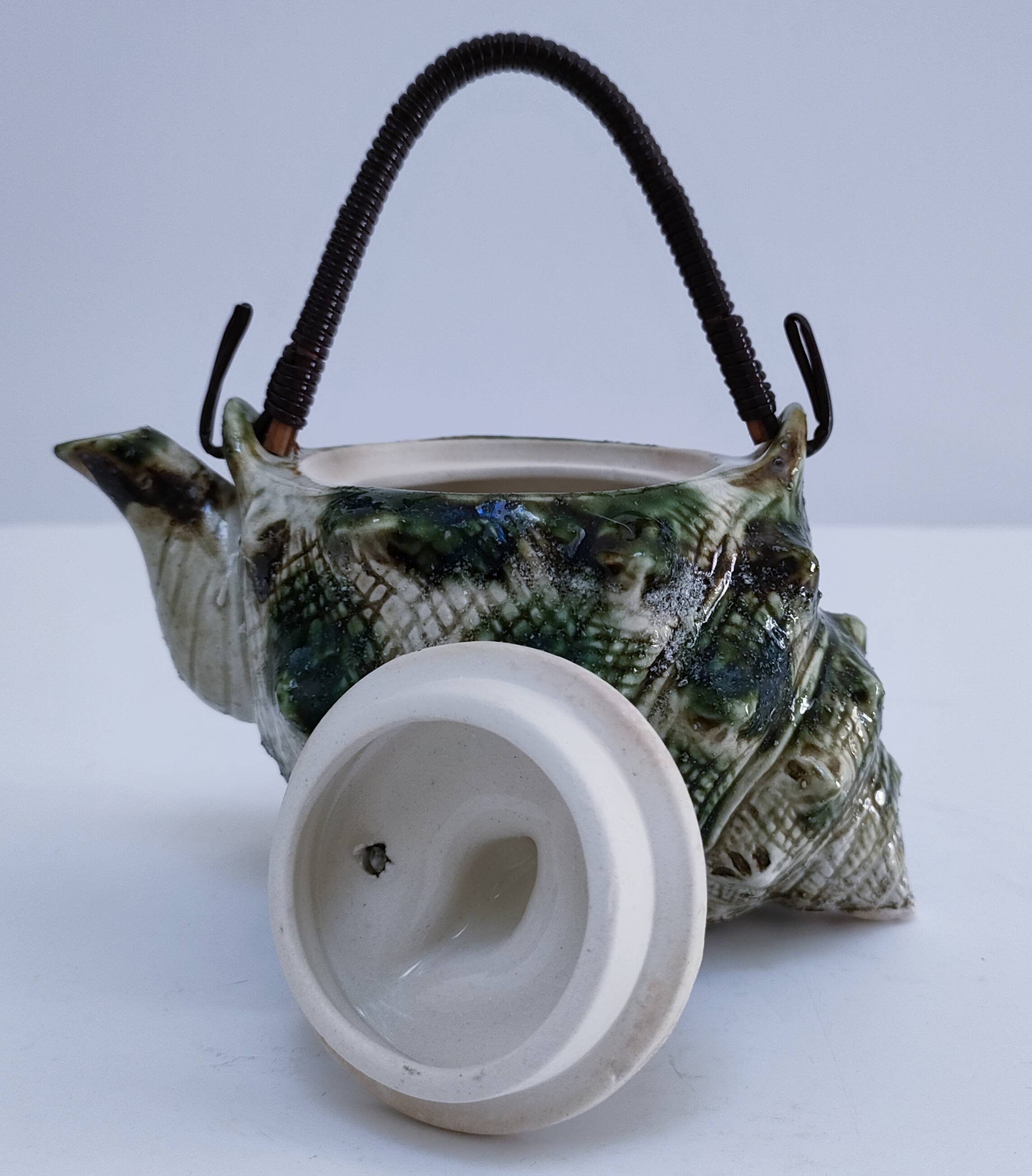 Vintage enamelled earthenware shell decor teapot