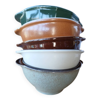 5 old Émile Henry bowls