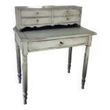 Desk happiness of the day 19th century