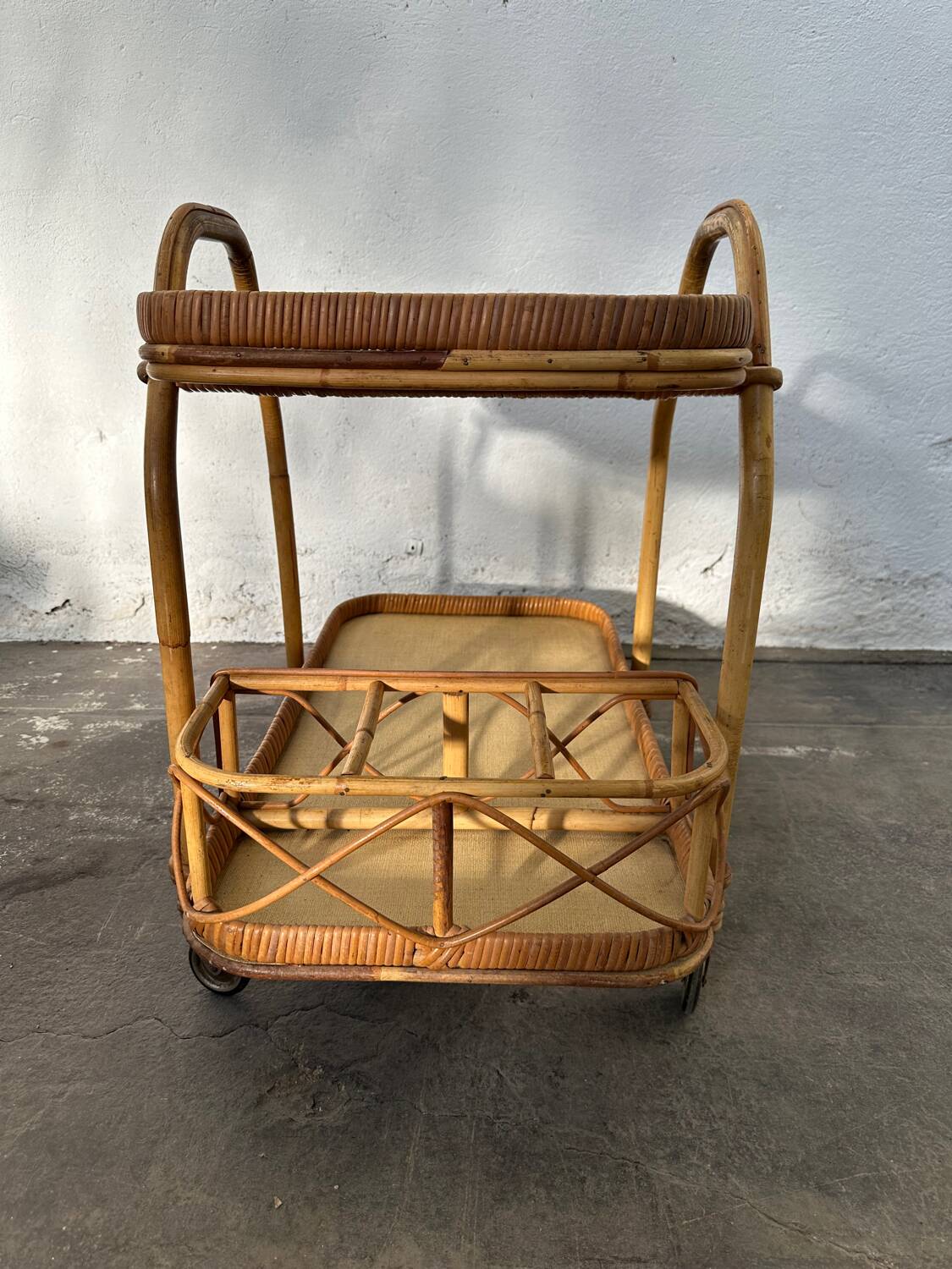 Rattan serving cart with removable tray