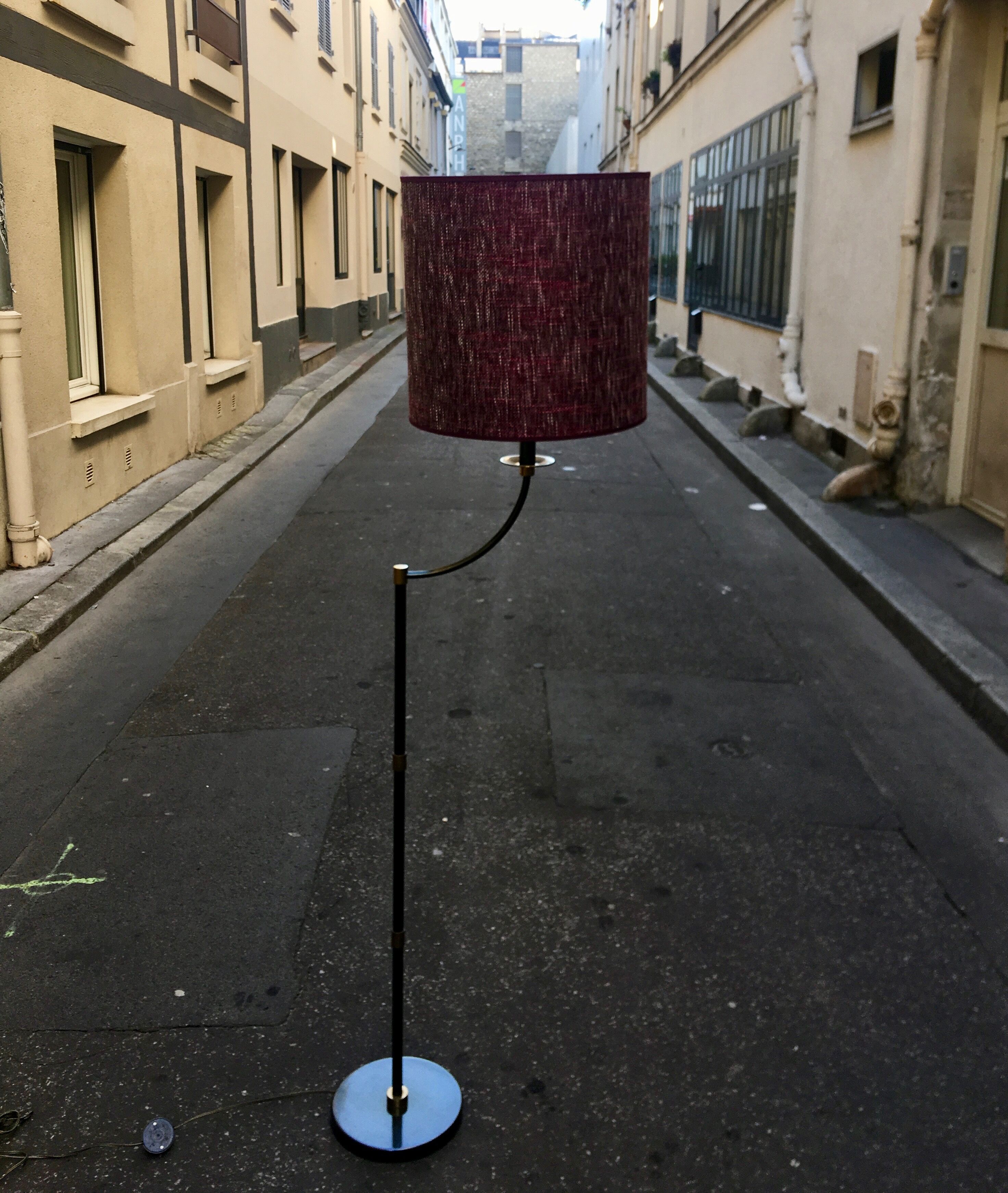 70s lamppost with Houlès fabric blinds
