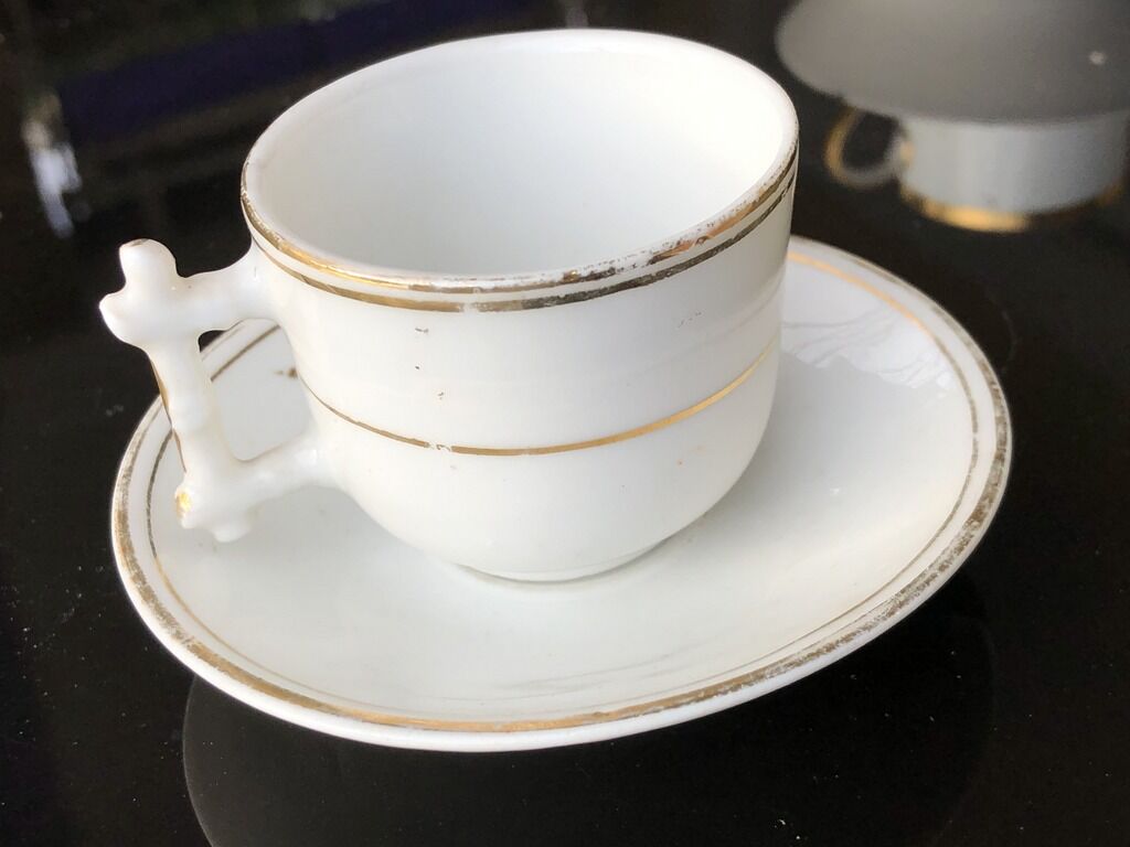 6 coffee cups assorted their subcup