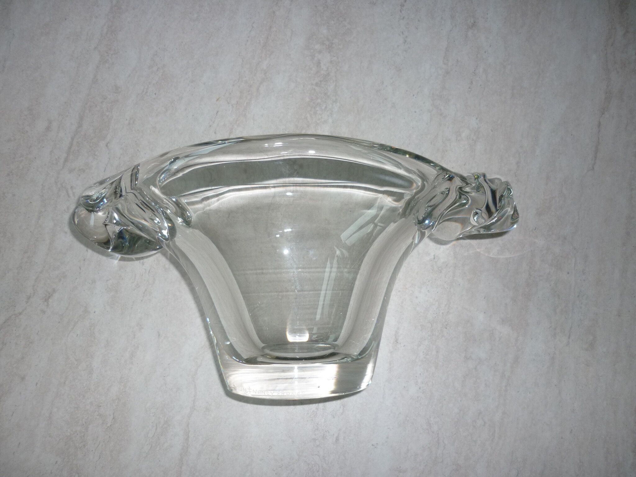 Crystal vase signed Daum France 1926
