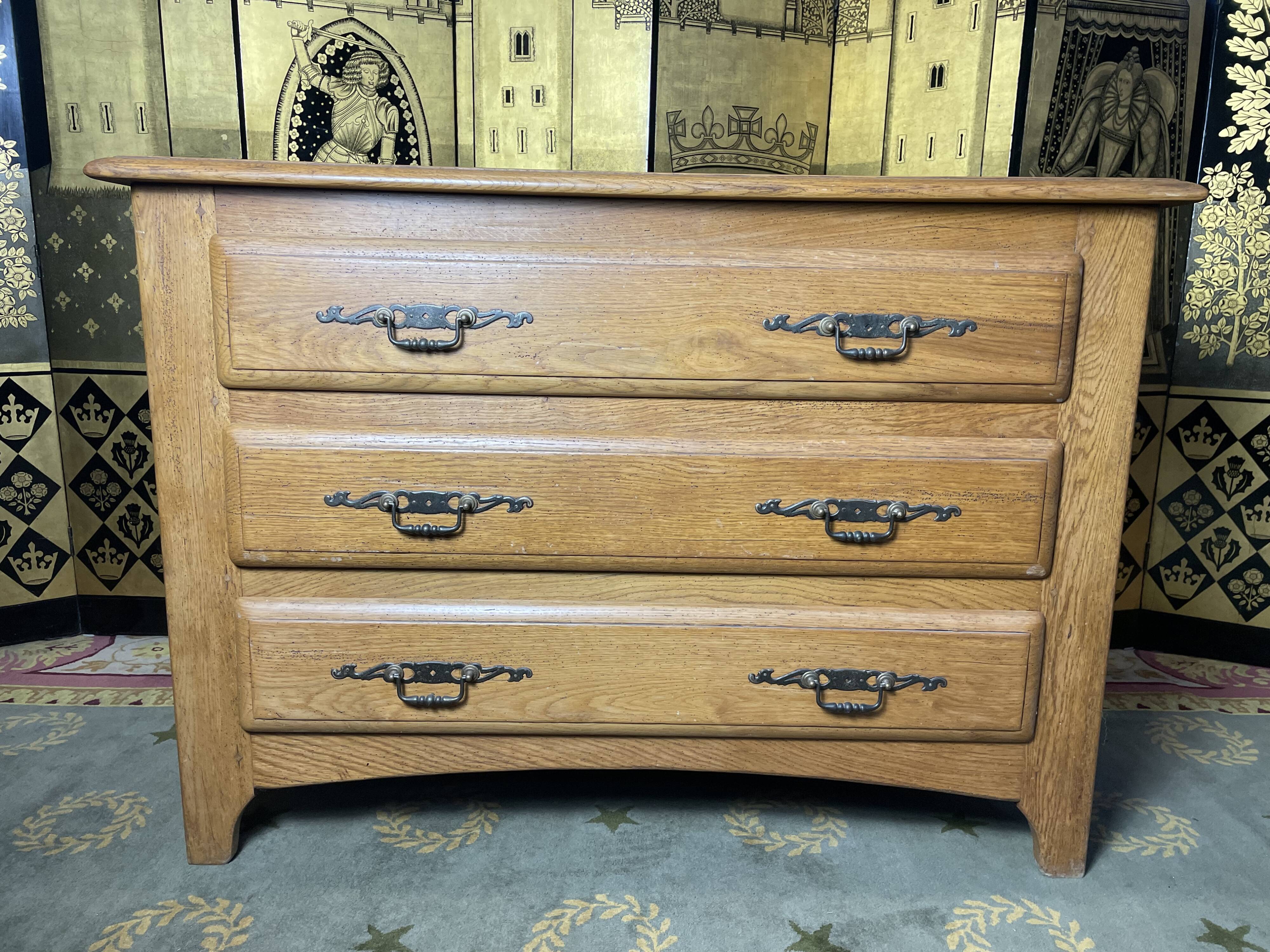Rustic solid oak chest of drawers