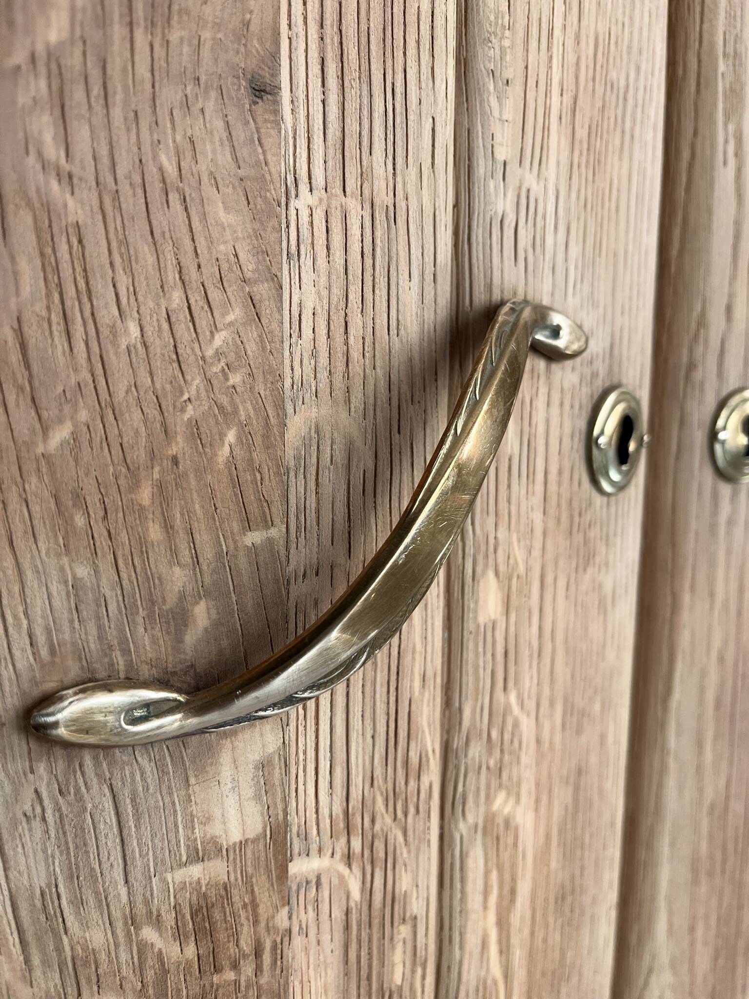 Two Art Deco solid oak wardrobe doors Solweig & Abigaël screen