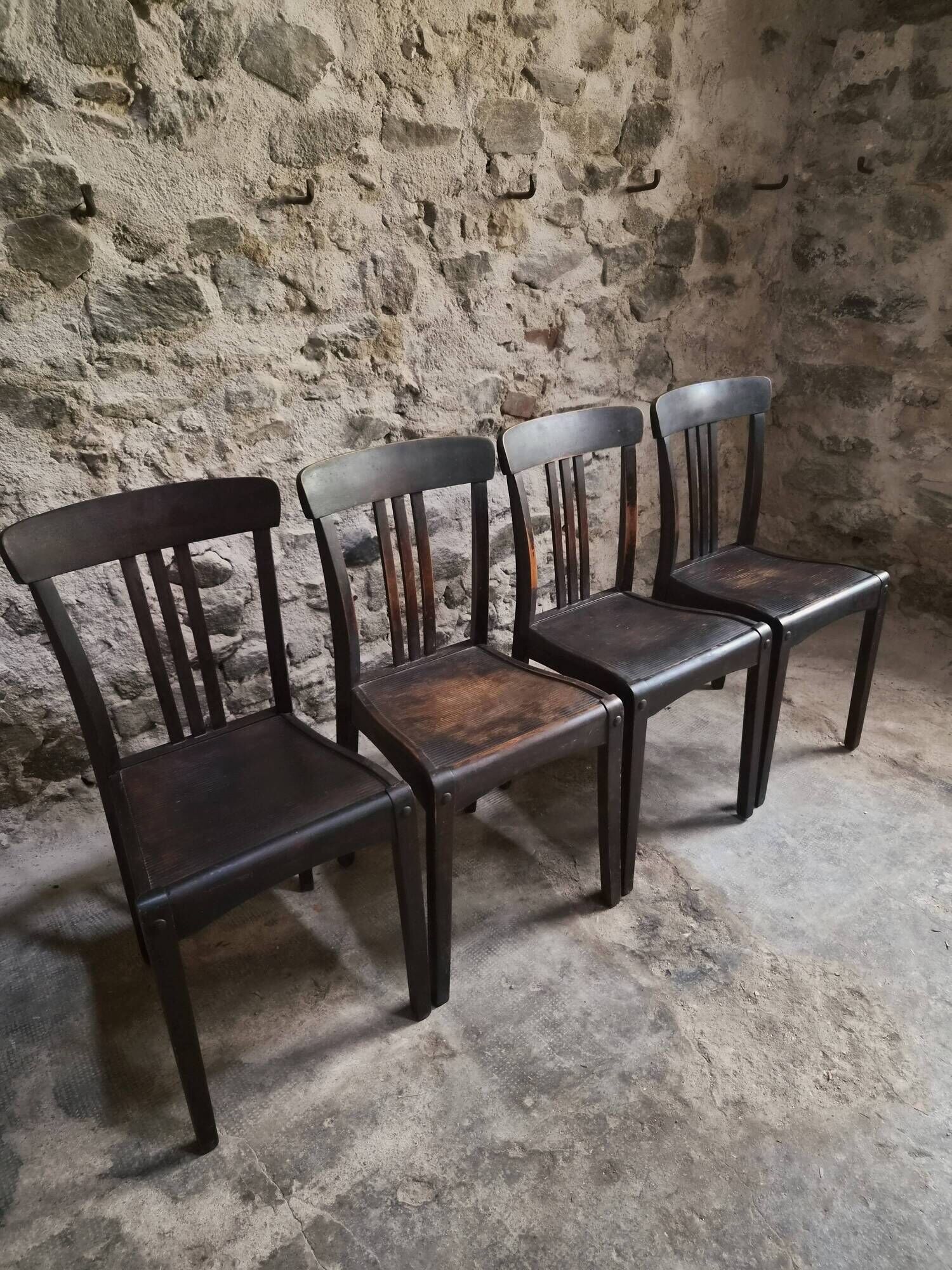 Set of 4 antique French bistro chairs Stella, circa 1900–1920.