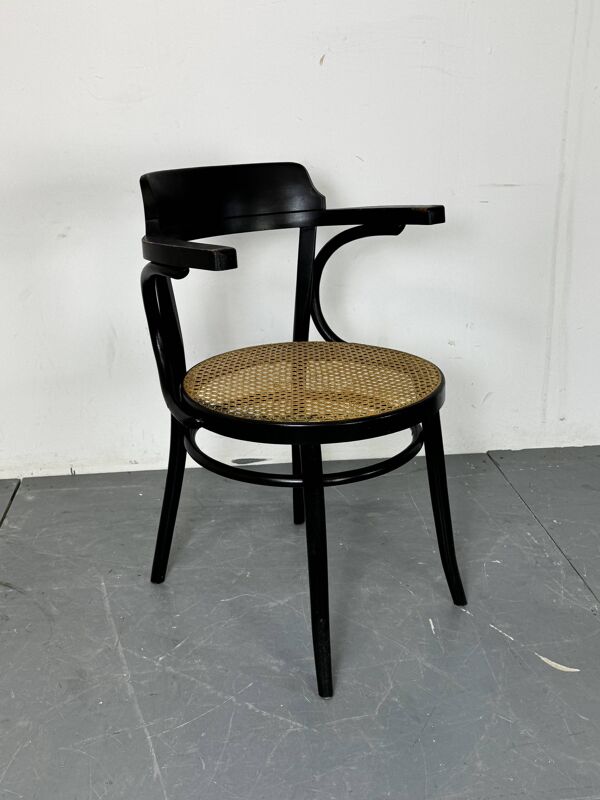 Chaise de bureau mod 233 en bois cintré noire avec assise en rotin par Thonet, années 1930