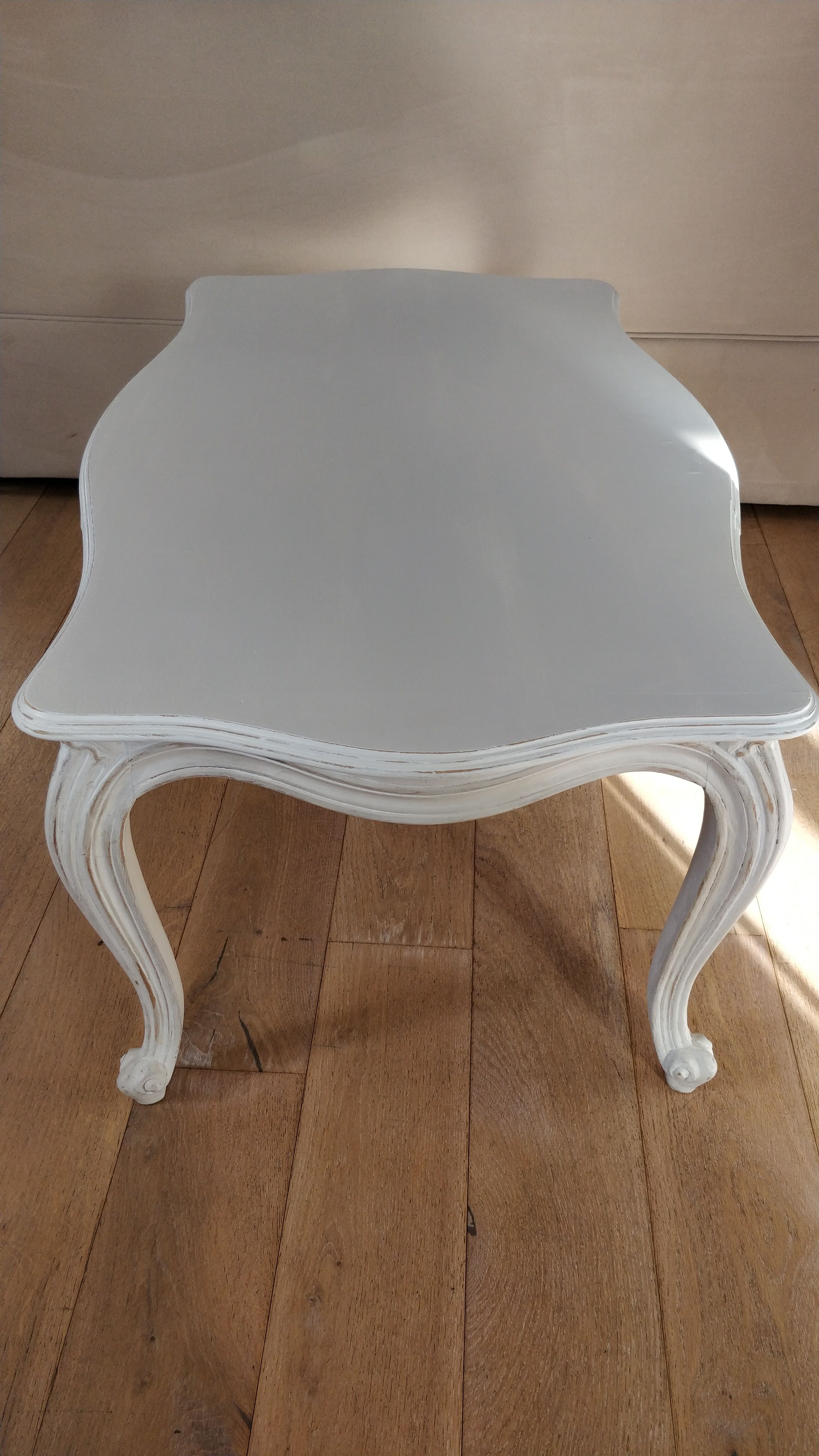 Coffee table in whitened solid oak