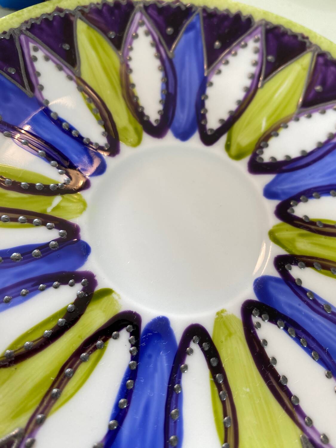 Sologne porcelain teapot and cups