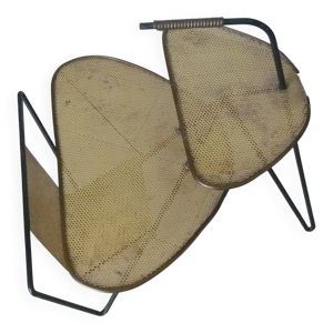 Porte revues tole perforée