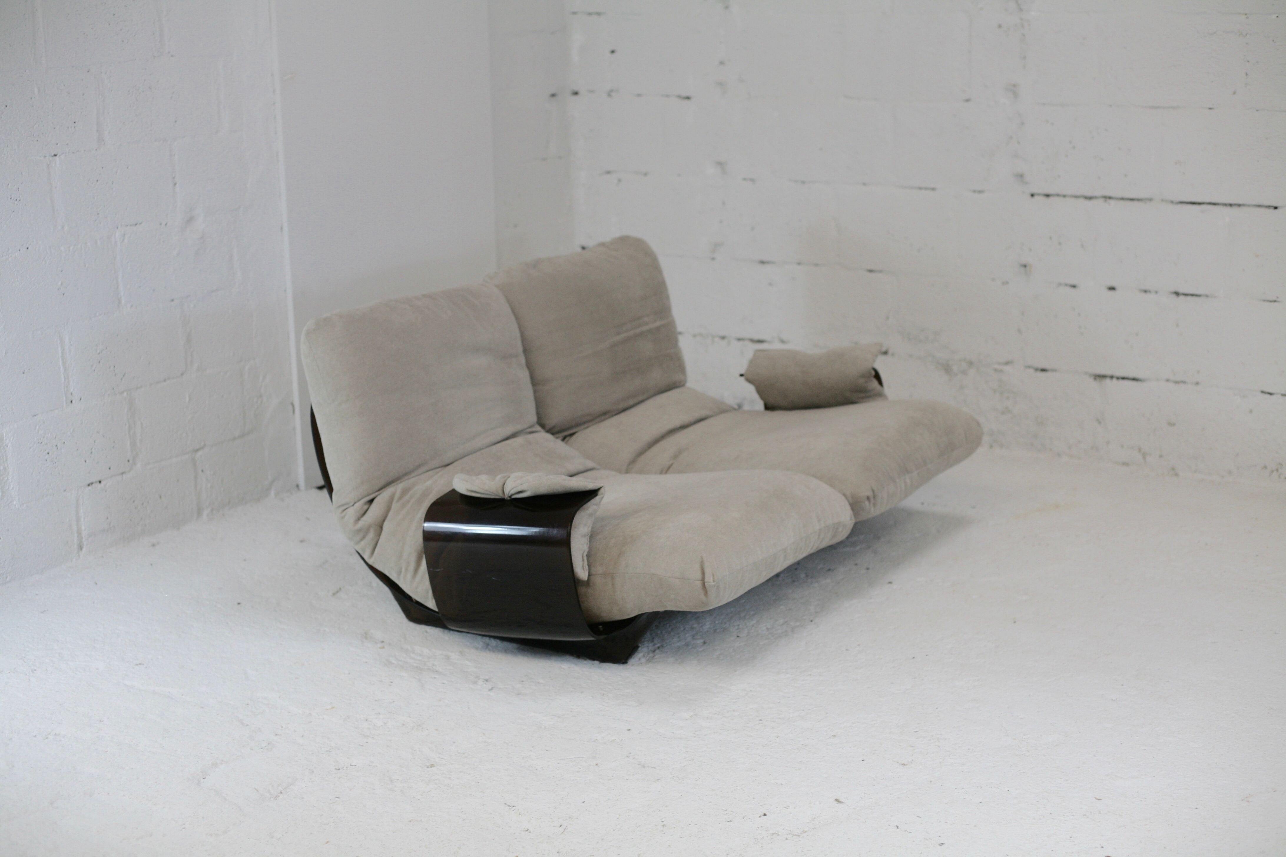 Model Marsala 2-seater sofa by Michel Ducaroy, Roset edition, France, circa 1970
