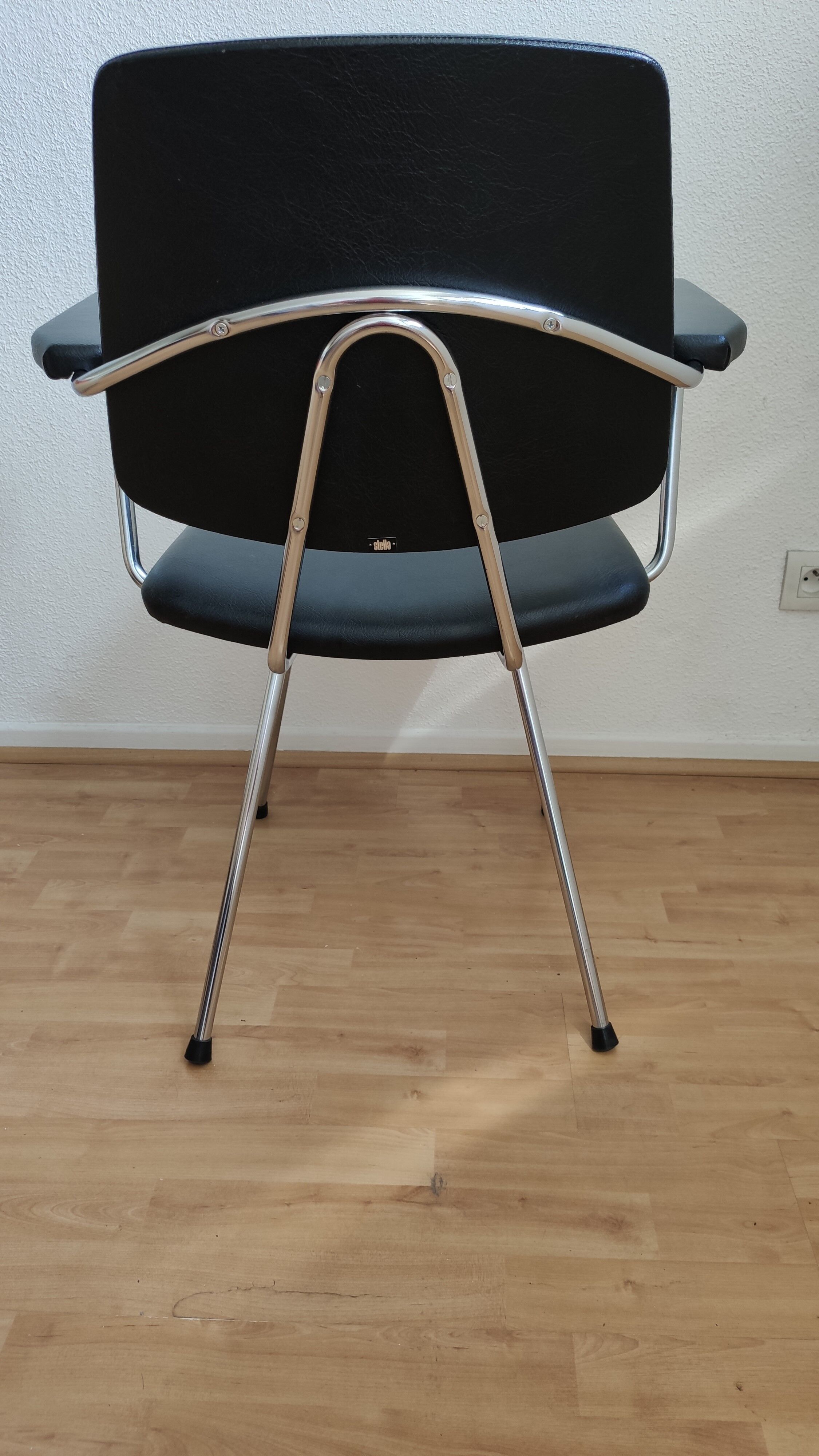 Stella office chair