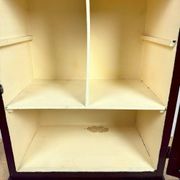 Armoire murale bois et verre ancienne
