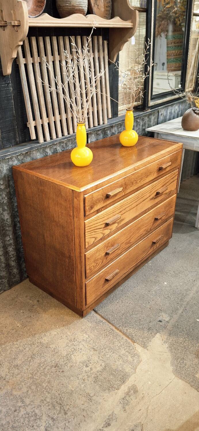 Vintage chest of drawers