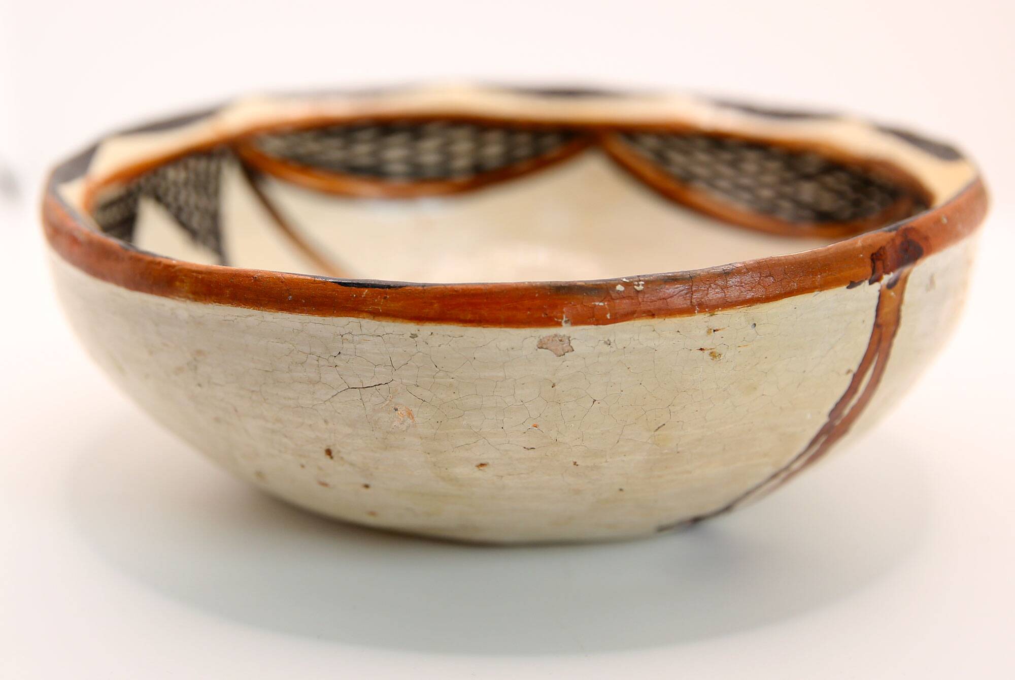 Berber dish with abstract patterns Sejnane Tunisia