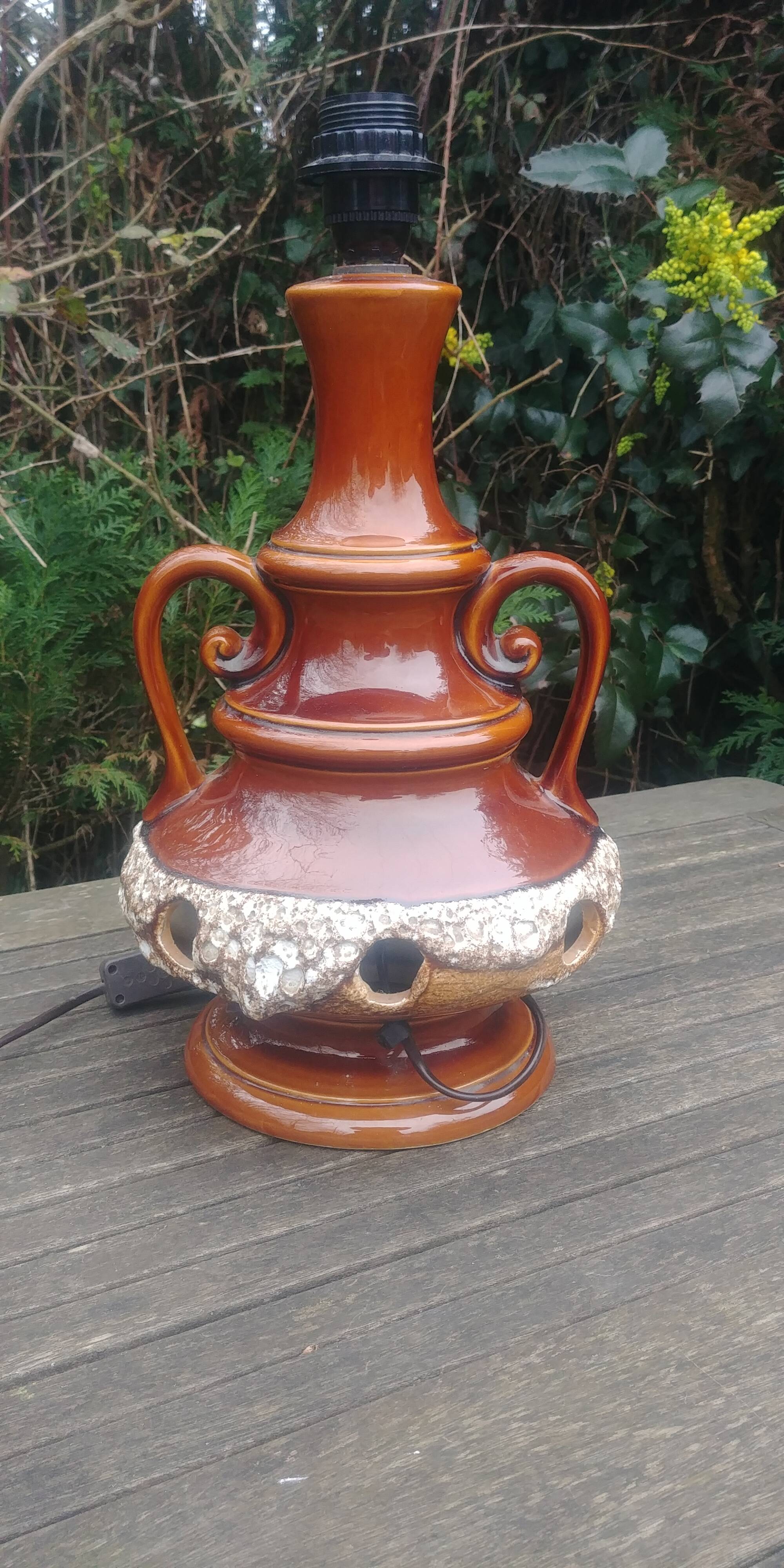 Vintage glazed ceramic lamp base from the 60s/70s with double lighting of medium size.