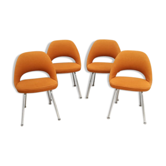 Set of 4 chairs 'Conference' by Eero Saarineen for Knoll, 60 years