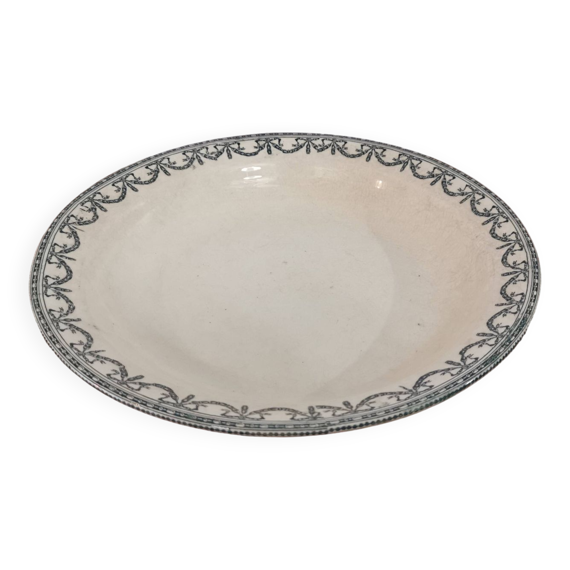 Iron earth hollow dish ec Salins, Louis XVI garlands