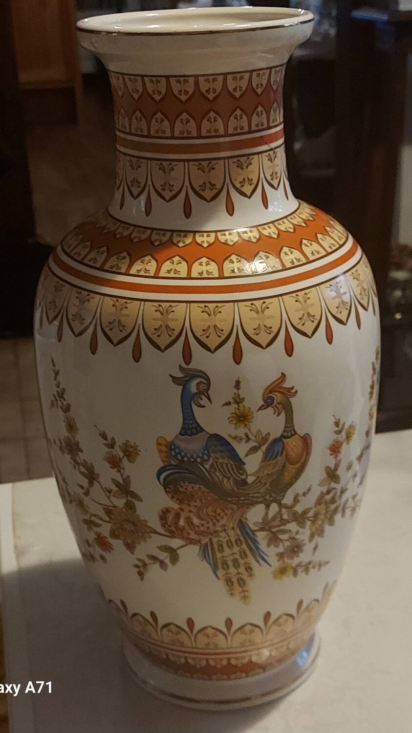 Japanese style porcelain vase signed FG
