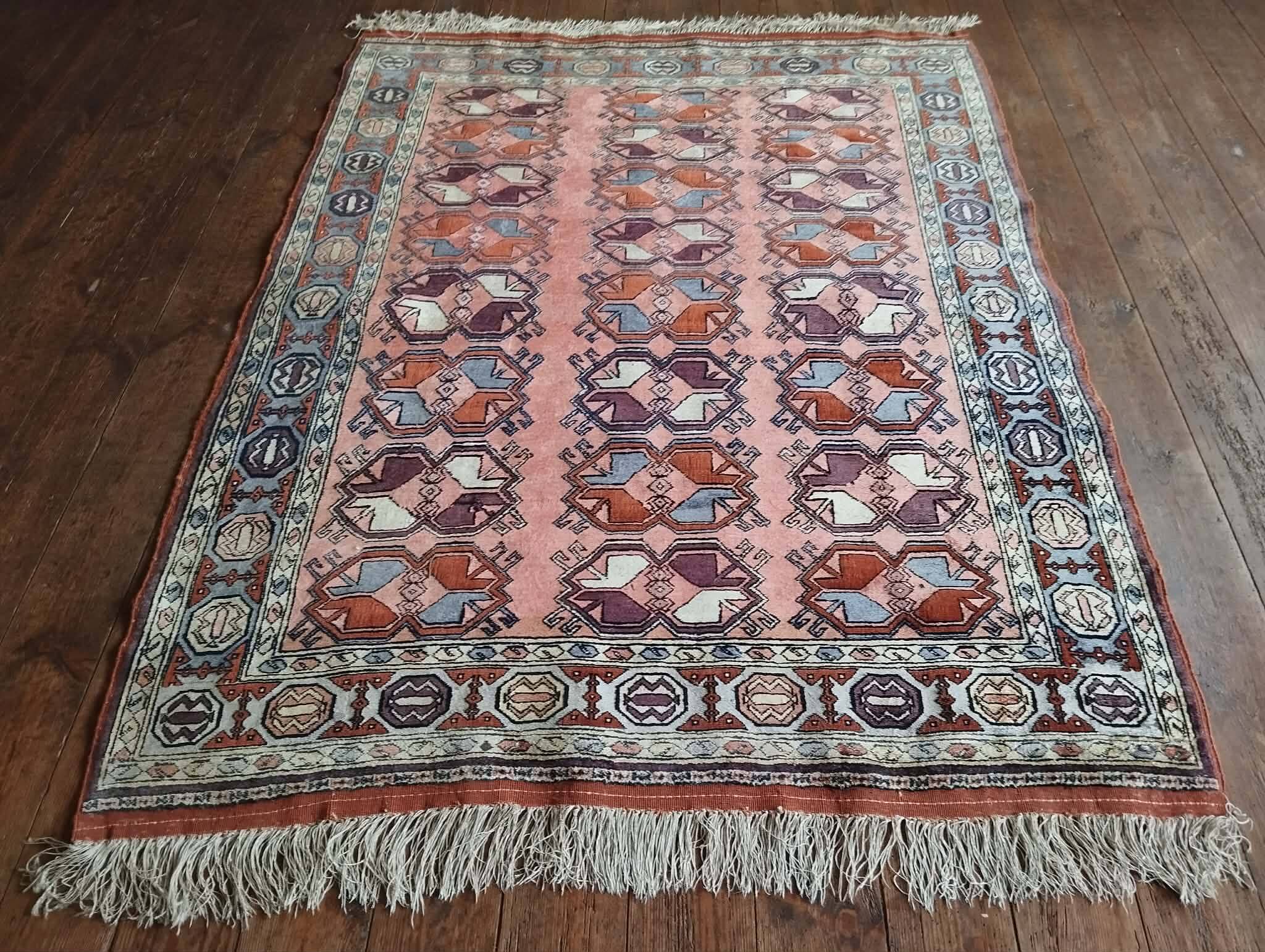 Handmade Turkmen silk carpet 163x117cm