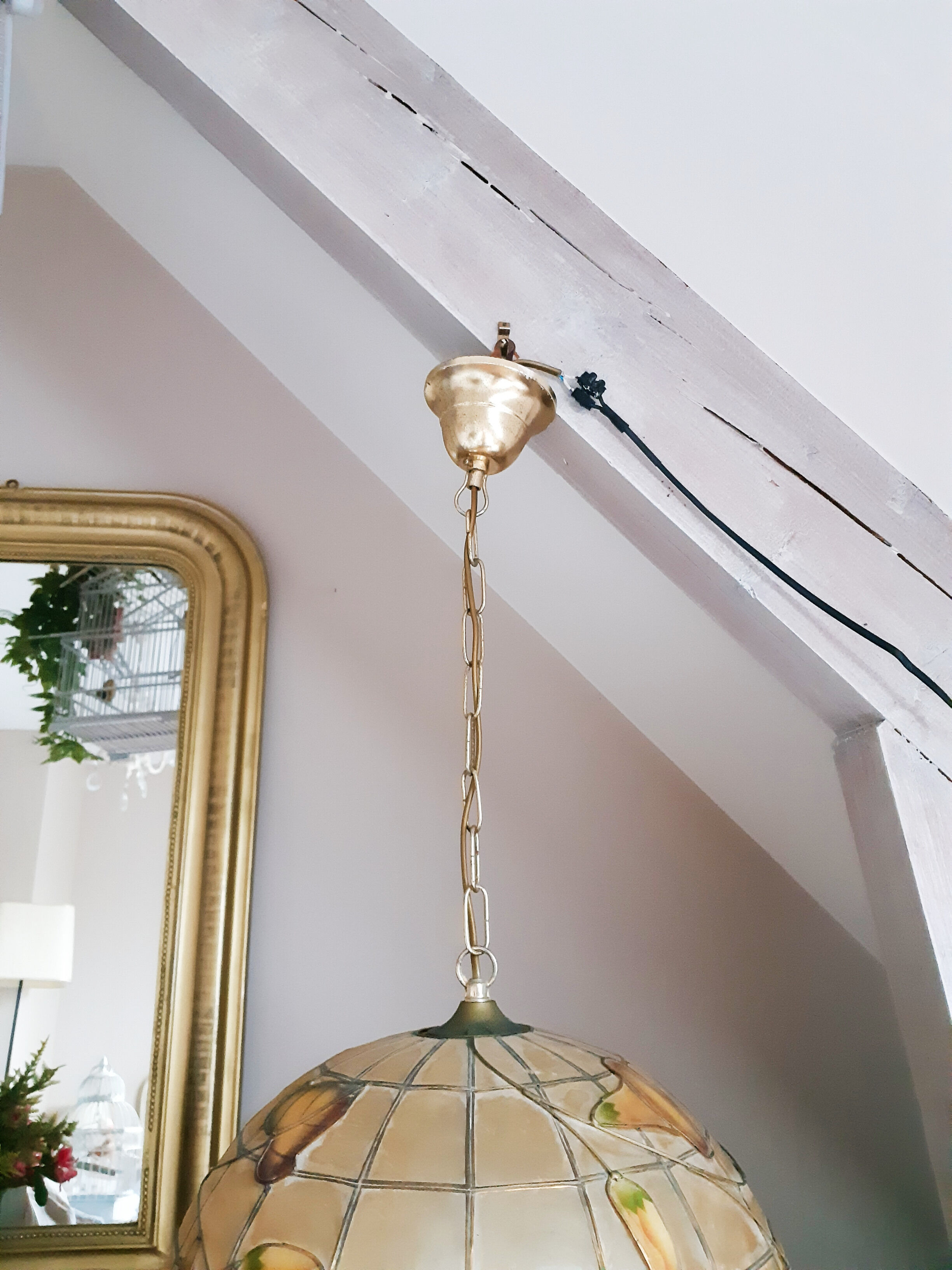Mother-of-pearl and brass pendant lamp